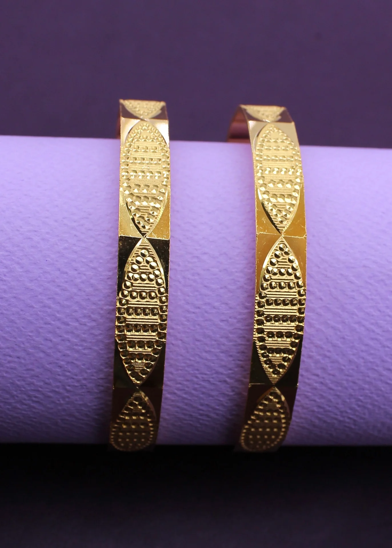 ECLECTIC GOLDEN BANGLES - Image 7
