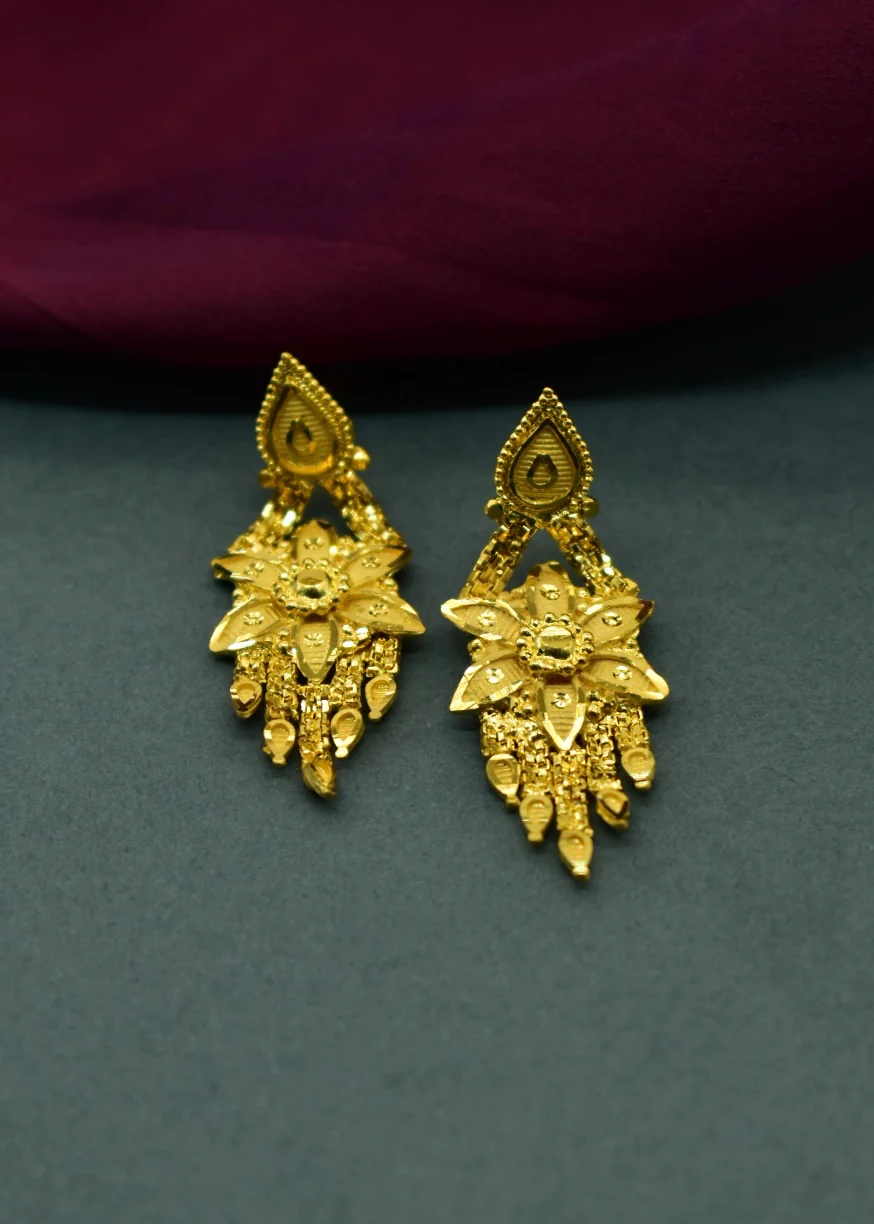 REGAL TRADITIONAL EARRINGS - Image 3