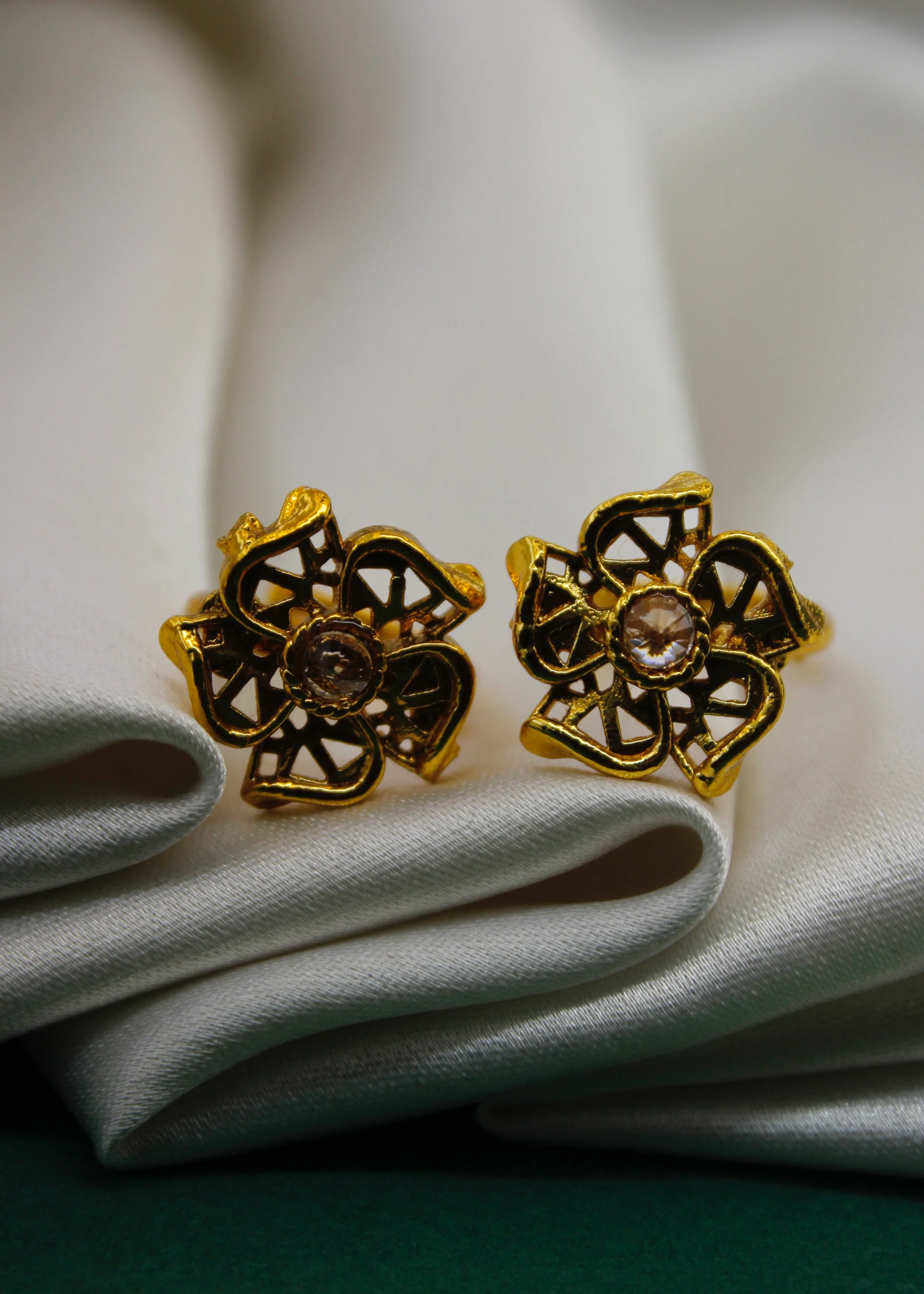 FANCY ANTIQUE BICHAVE - Image 4