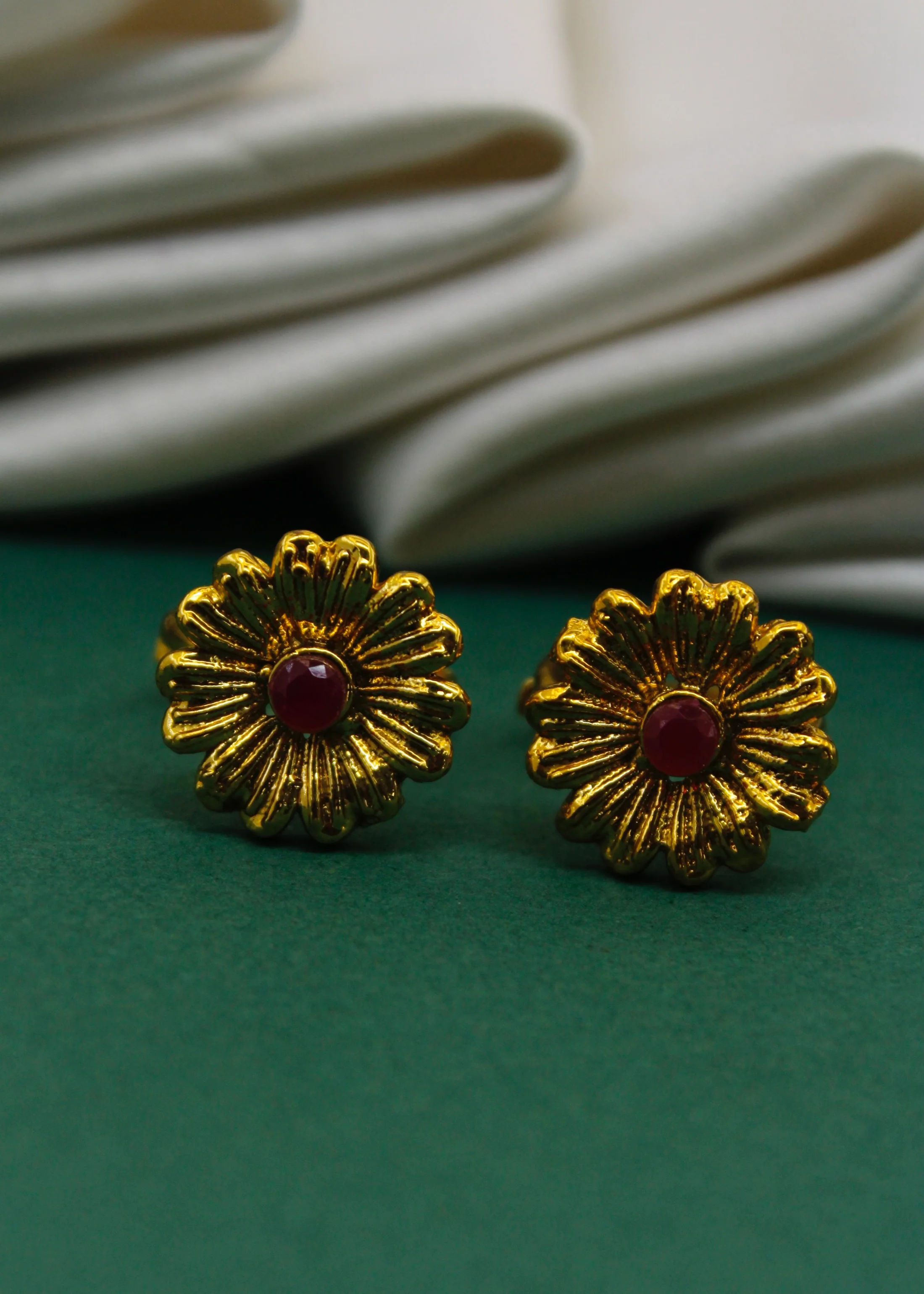 SIMPLE FLORAL BICHAVE