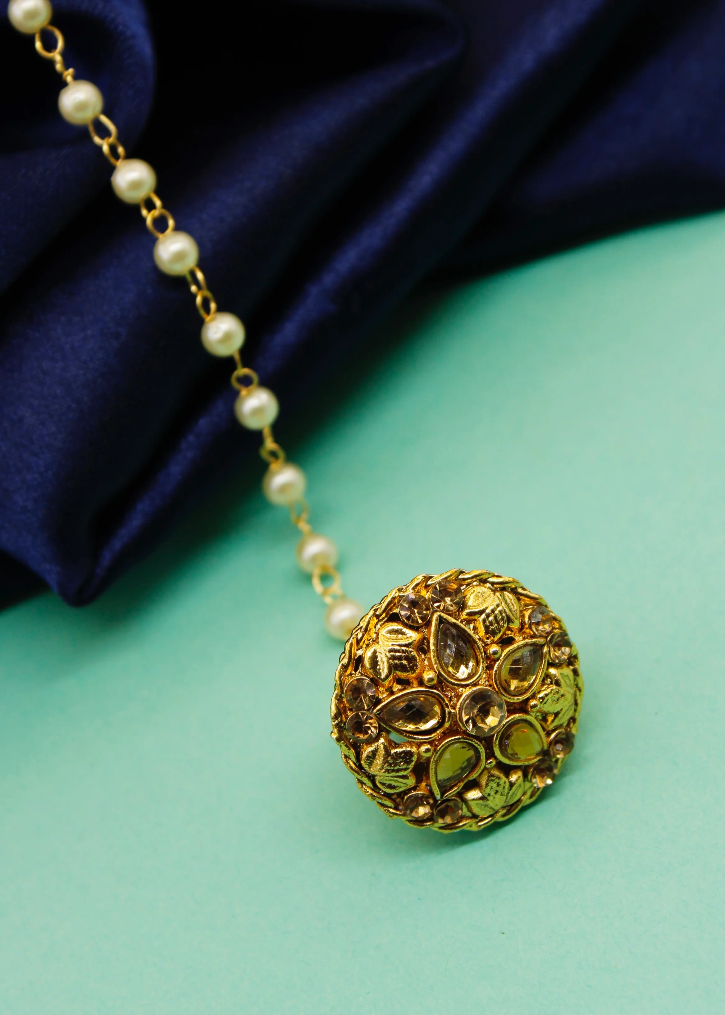 UNIQUE DESIGNER BINDI - Image 2