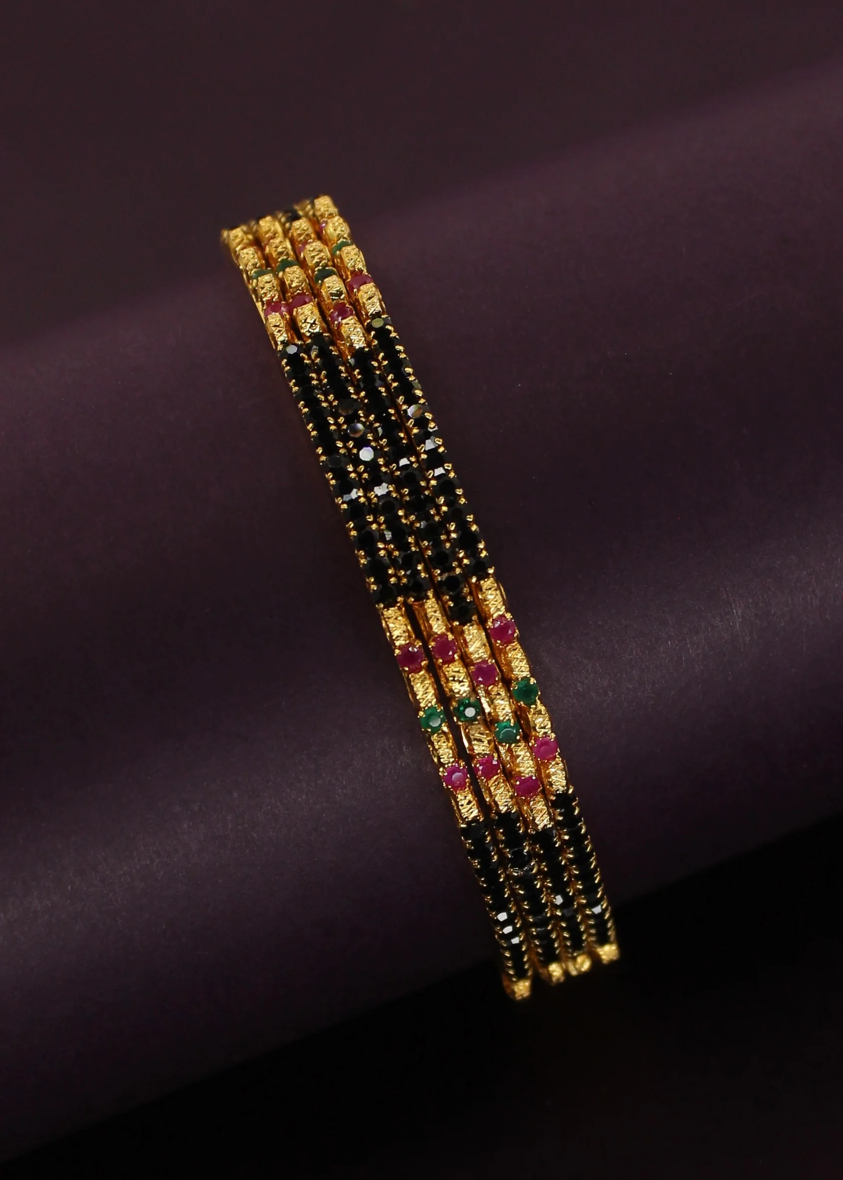 STUDDED DIA BANGLES - Image 4