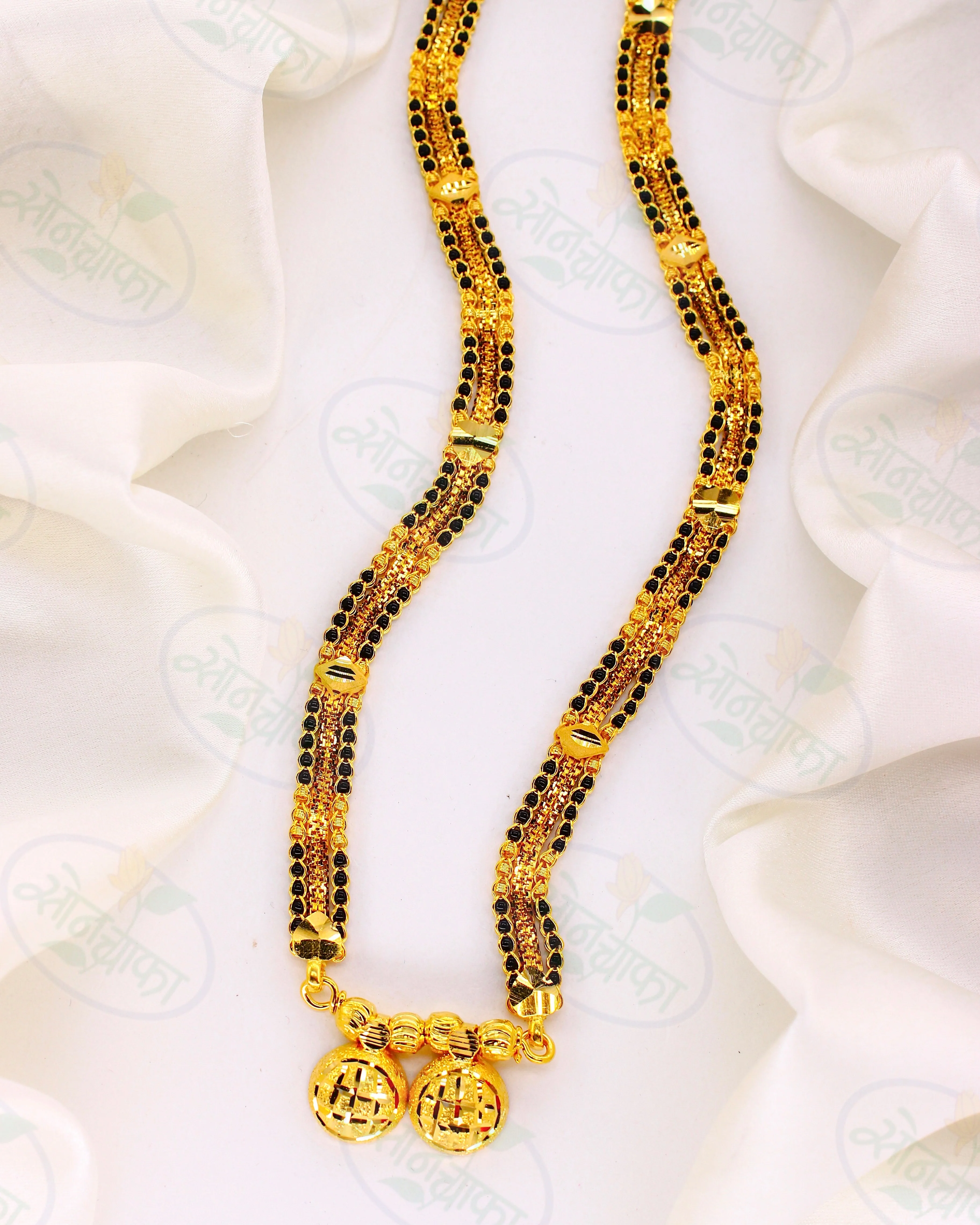 RAVISHING GOLD PLATED WATI PENDANT MANGALSUTRA - Image 2