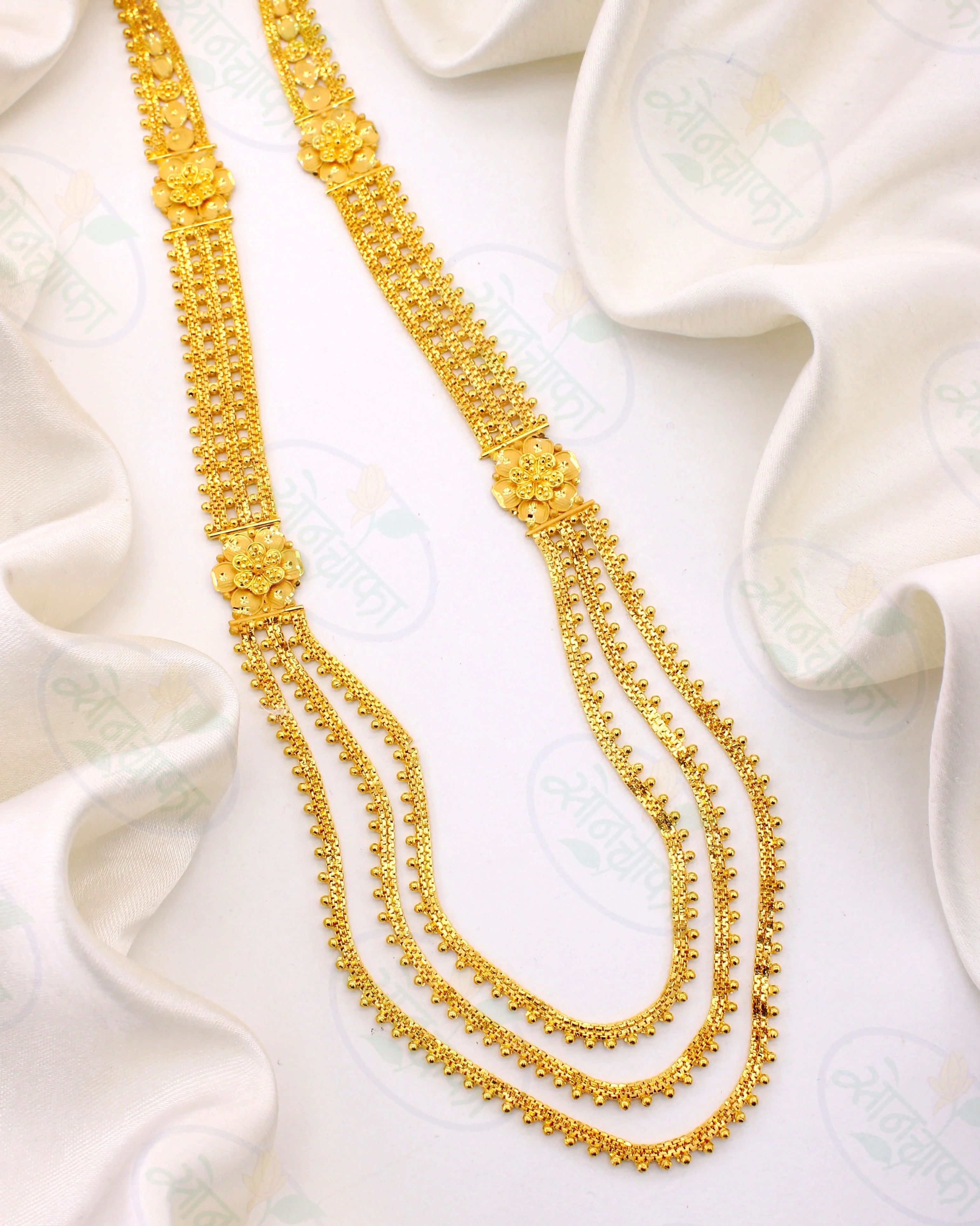LUMINOUS GOLD PLATED FLORAL RANI-HAAR - Image 4