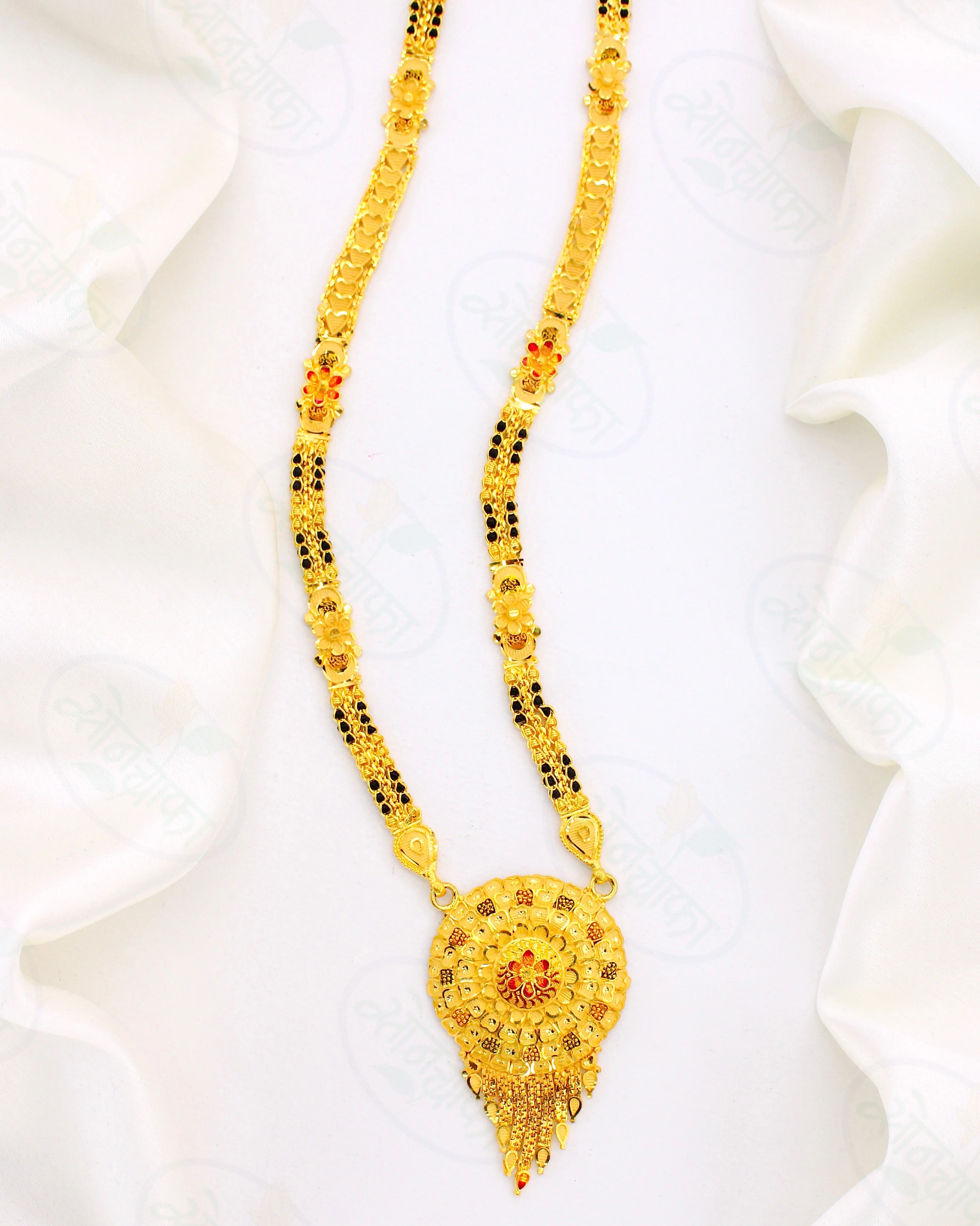 CAPTIVATING GOLDEN MANGALSUTRA - Image 2