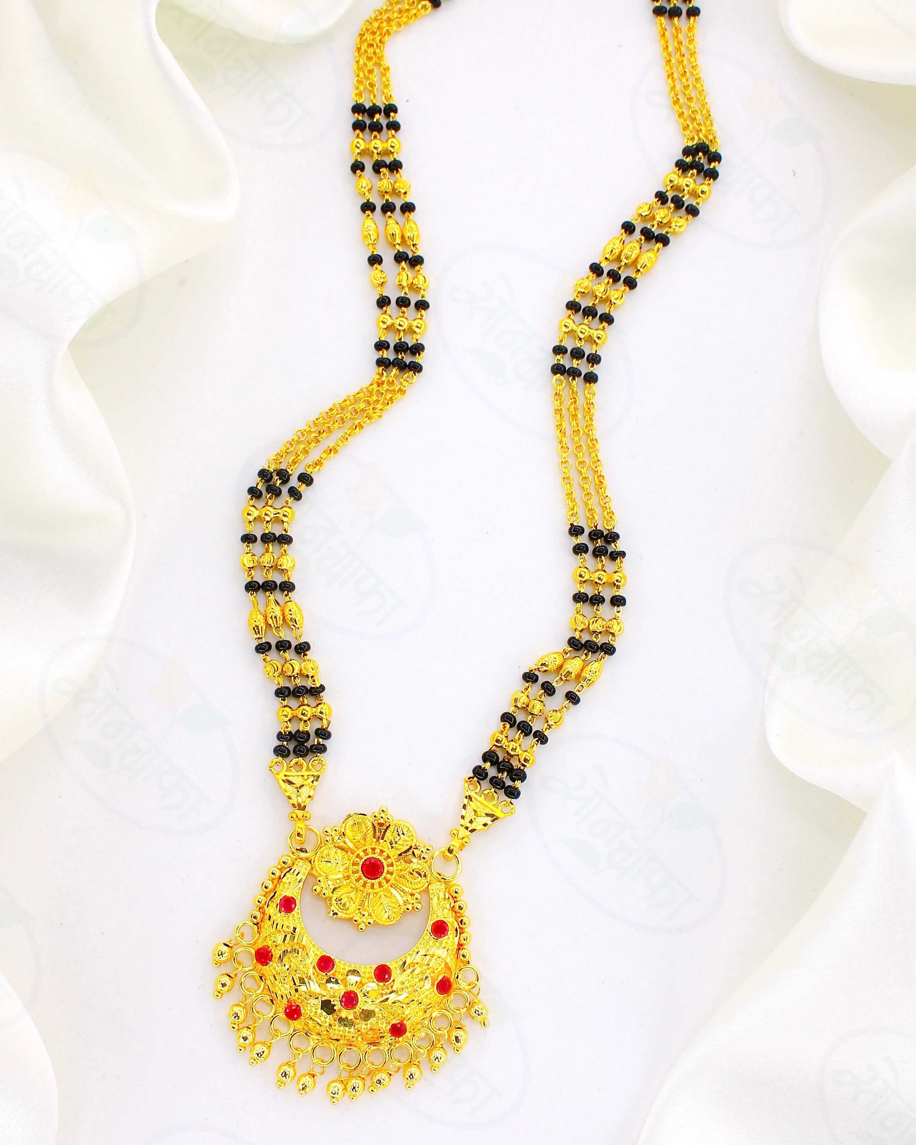 EXCELLENT GOLDEN FINISH MANGALSUTRA