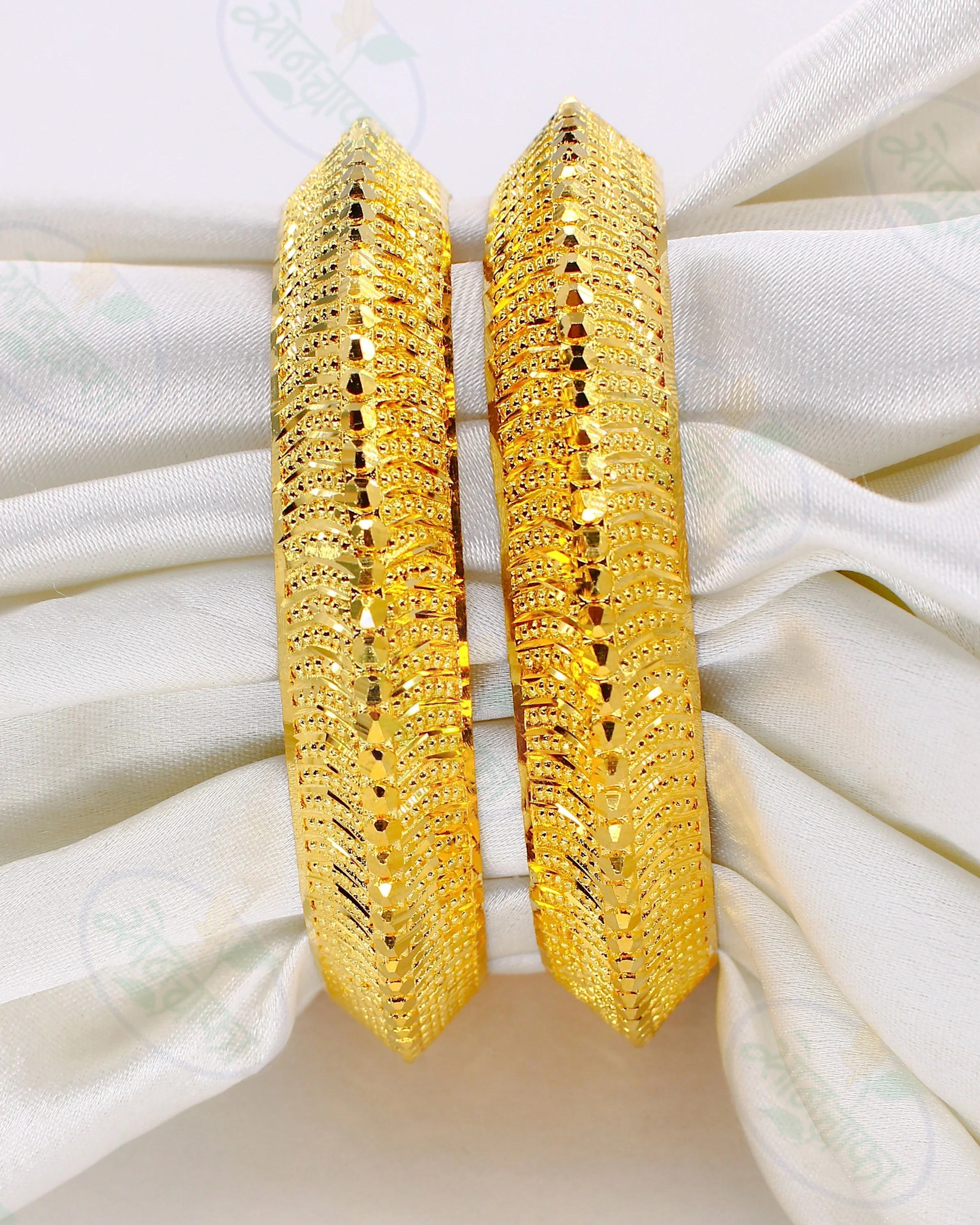 BRIGHT GOLD PLATED BANGLES - Image 4