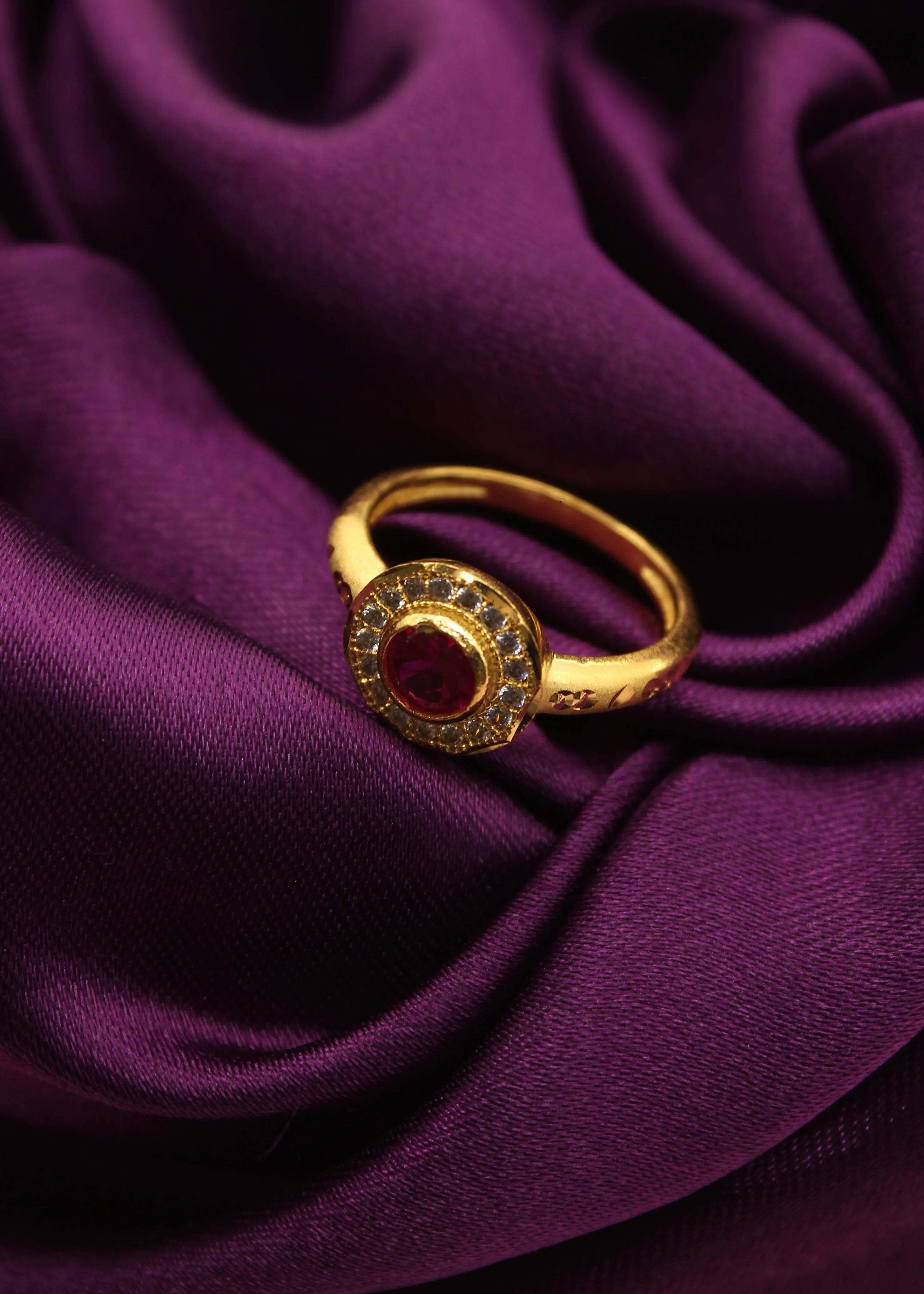 IMPRESSIVE FINGER RING - Image 4
