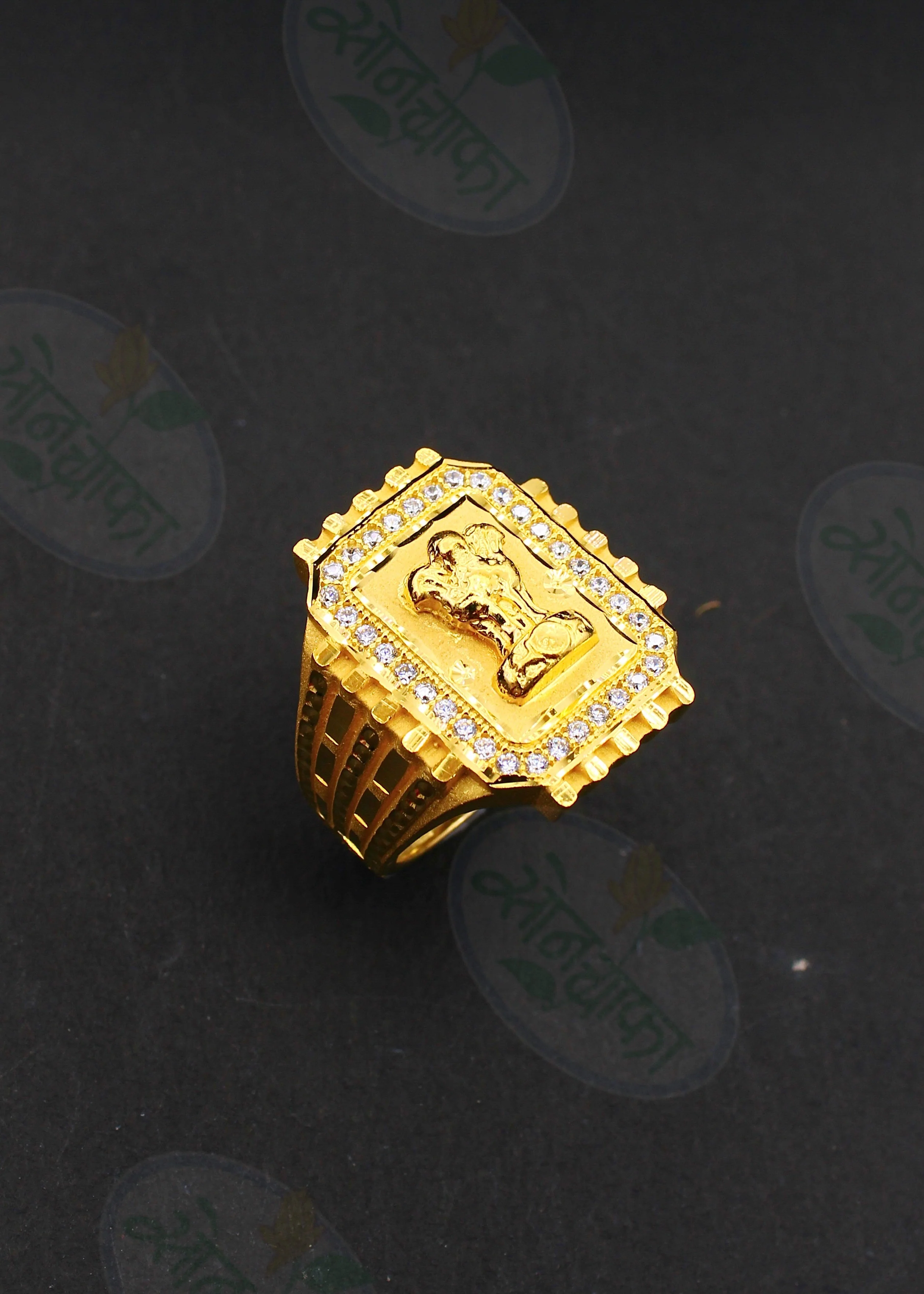 SHARP GLAM GOLDEN RING - Image 2