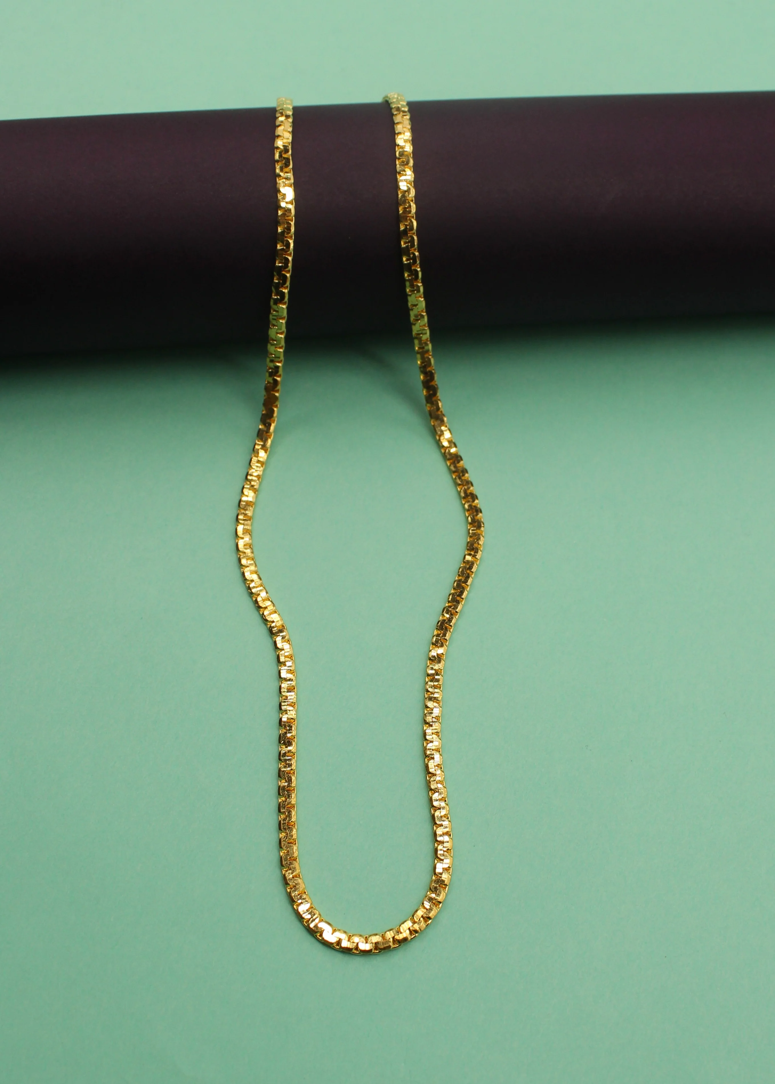ELEGANT GOLD PLATED CHAIN - Image 4