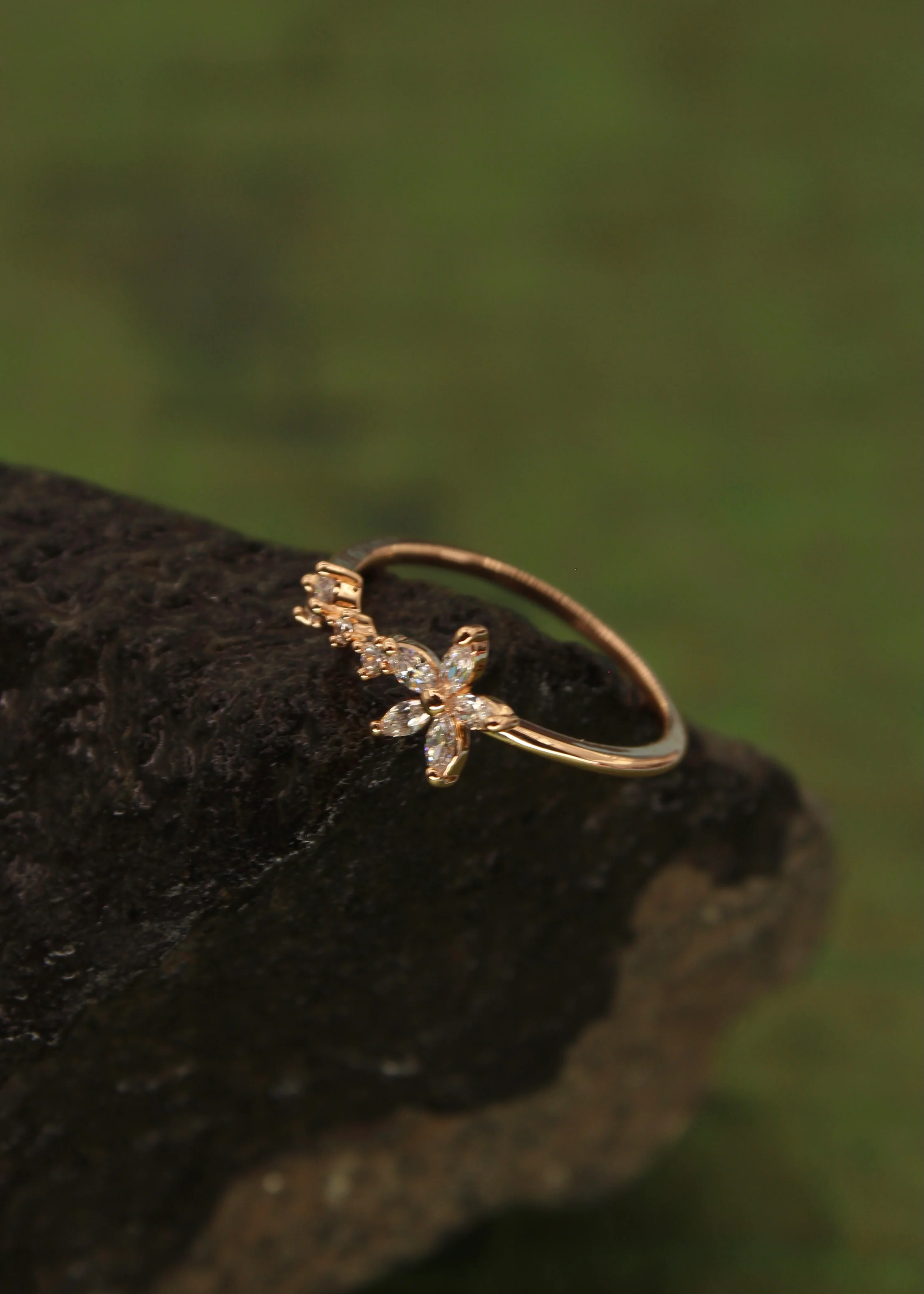 FLORESCENCE FINGER RING - Image 4