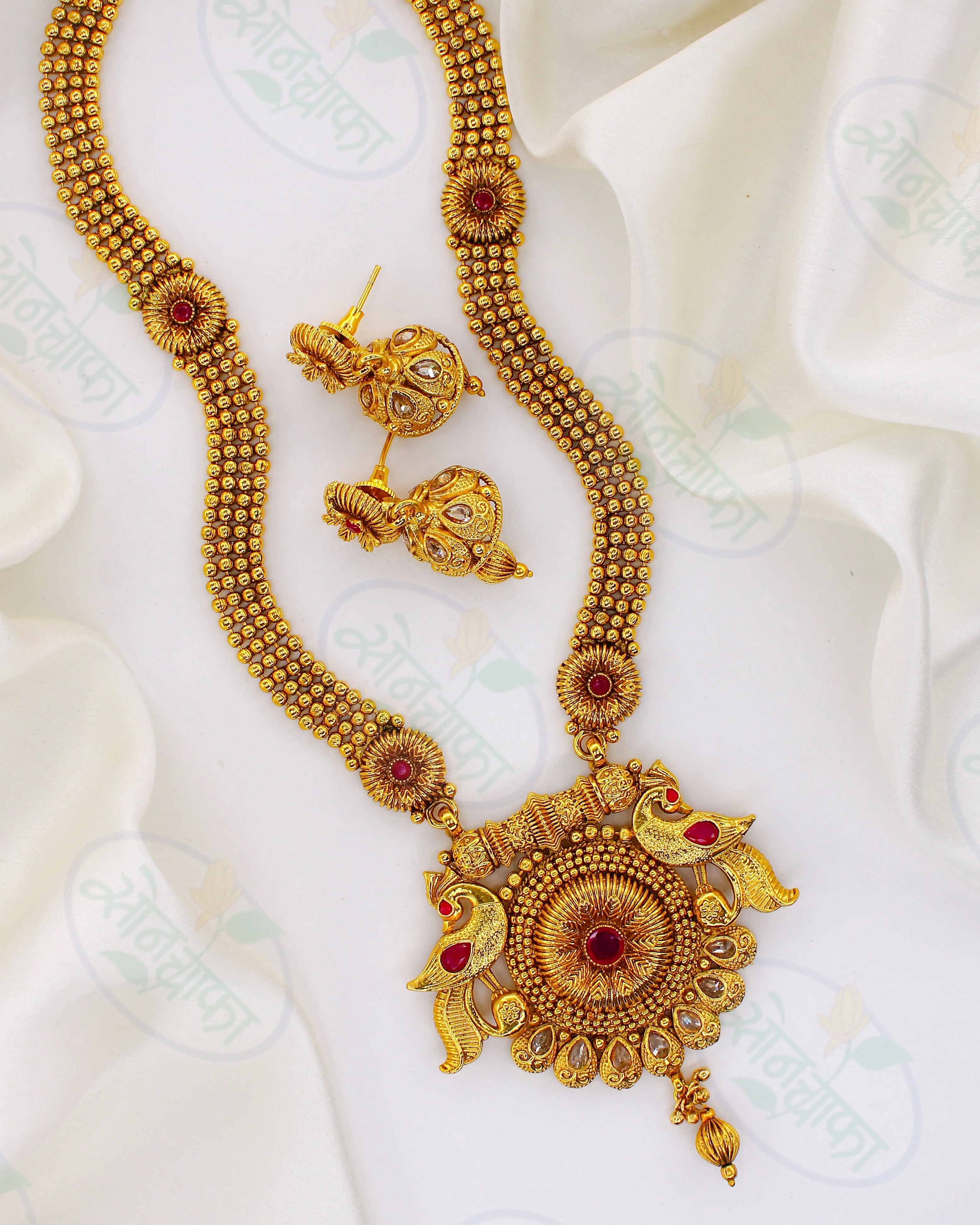 MARVELLOUS PEACOCK ANTIQUE NECKLACE - Image 3