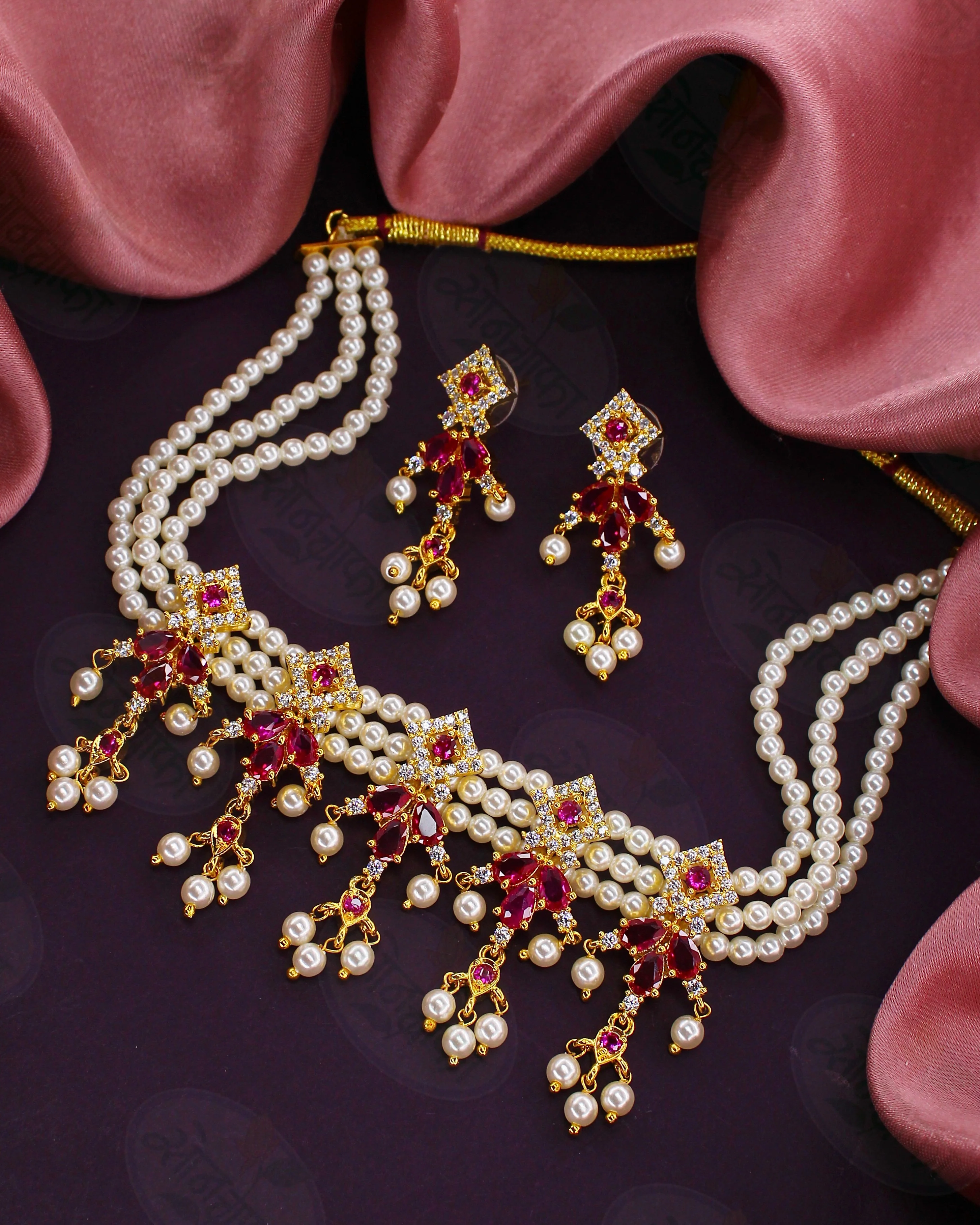SPLENDID SQUARE DESIGNER NECKLACE - Image 4