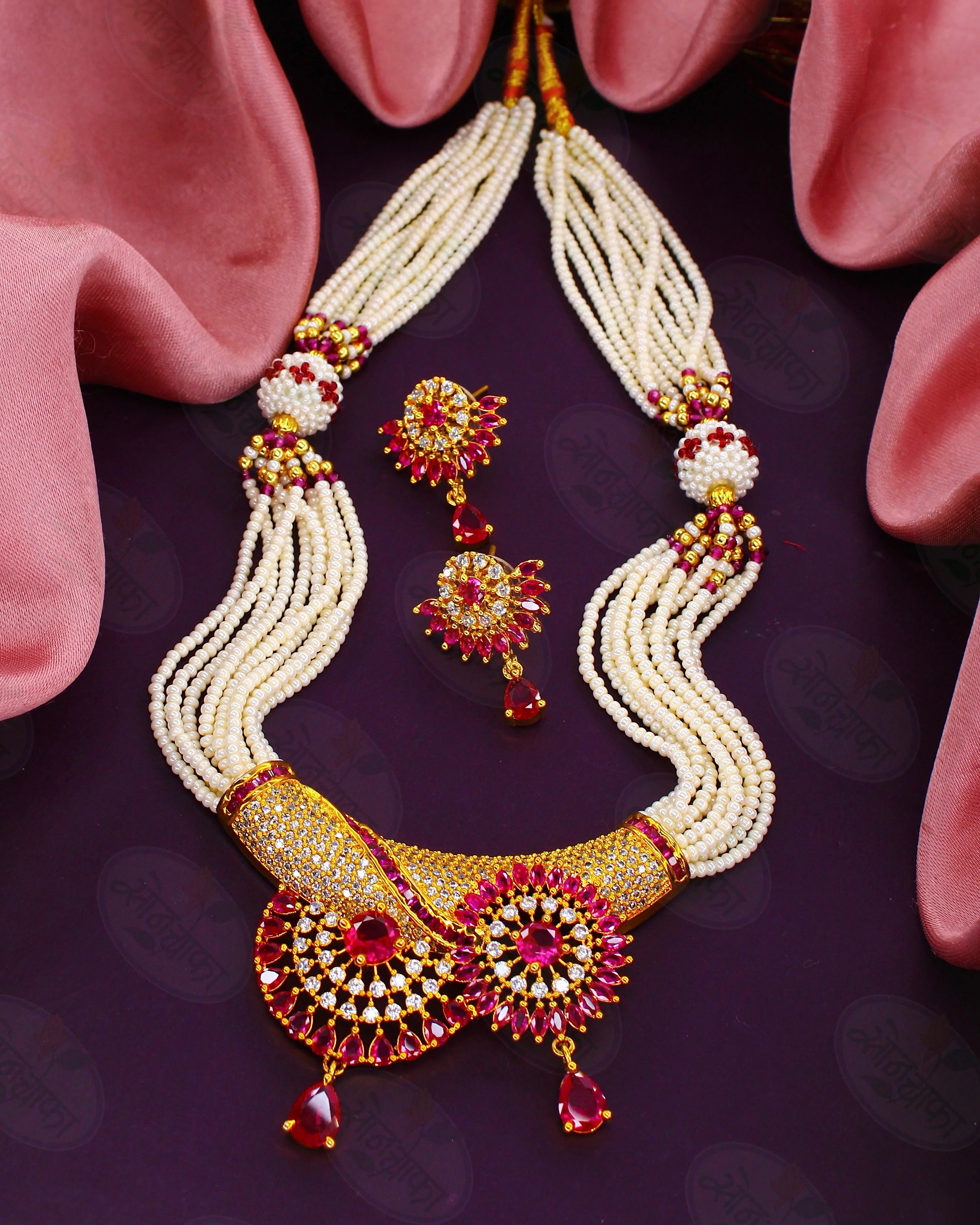 GORGEOUS MOTI NECKLACE - Image 3