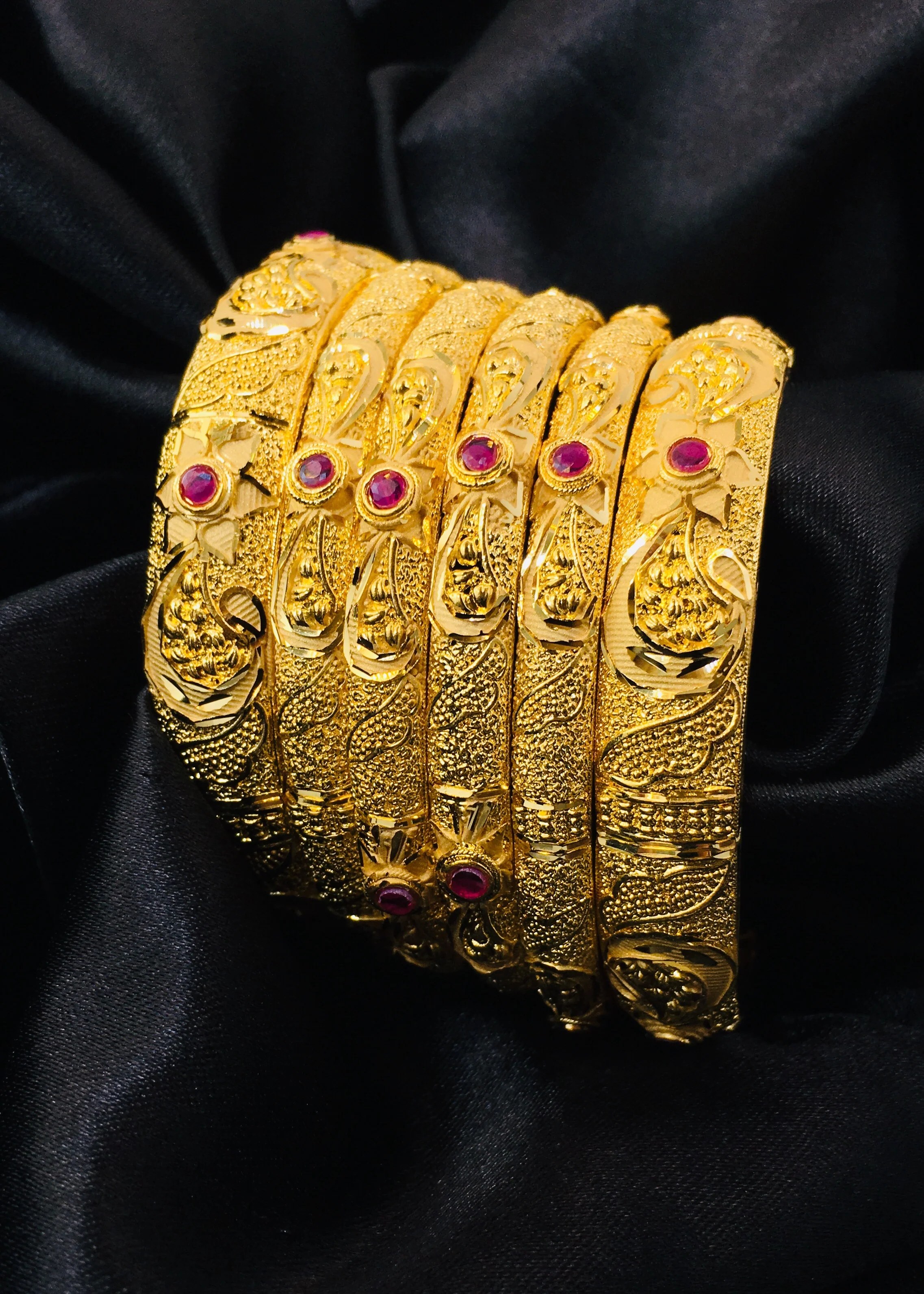 STUNNING GOLD PLATED BANGLES - Image 4