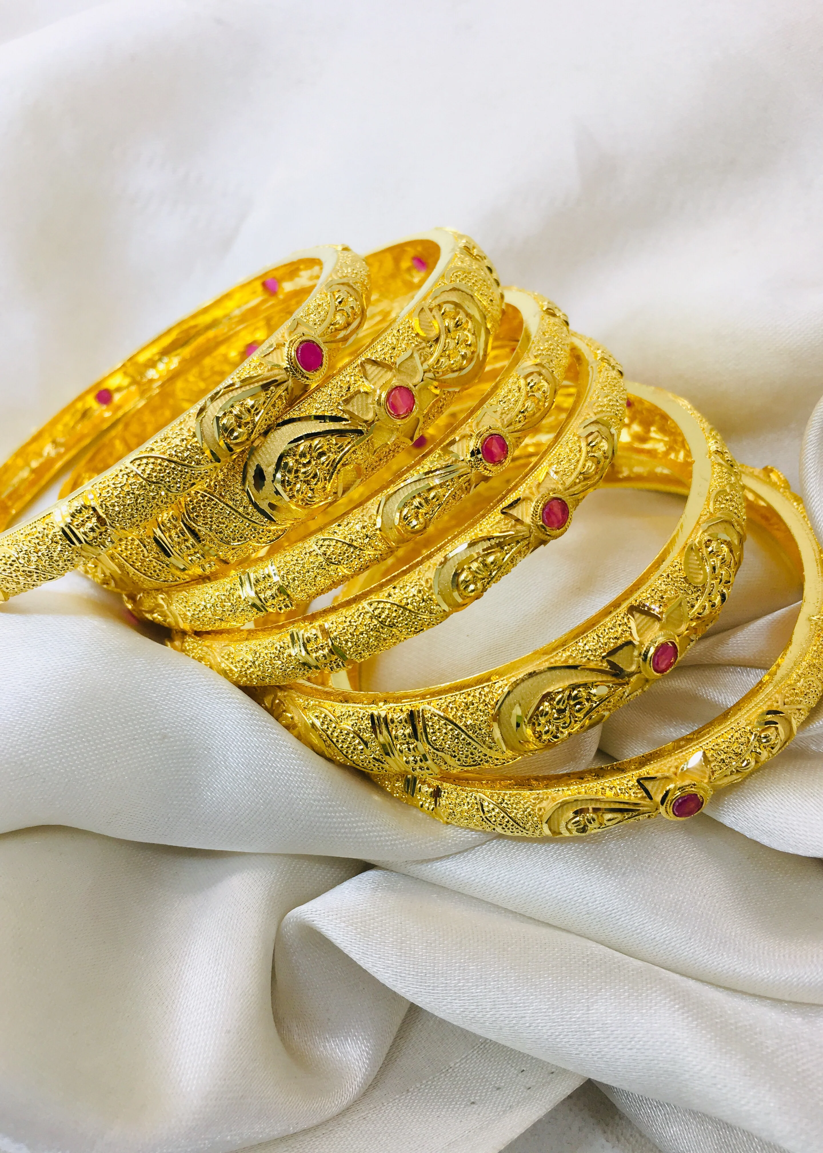 STUNNING GOLD PLATED BANGLES - Image 7