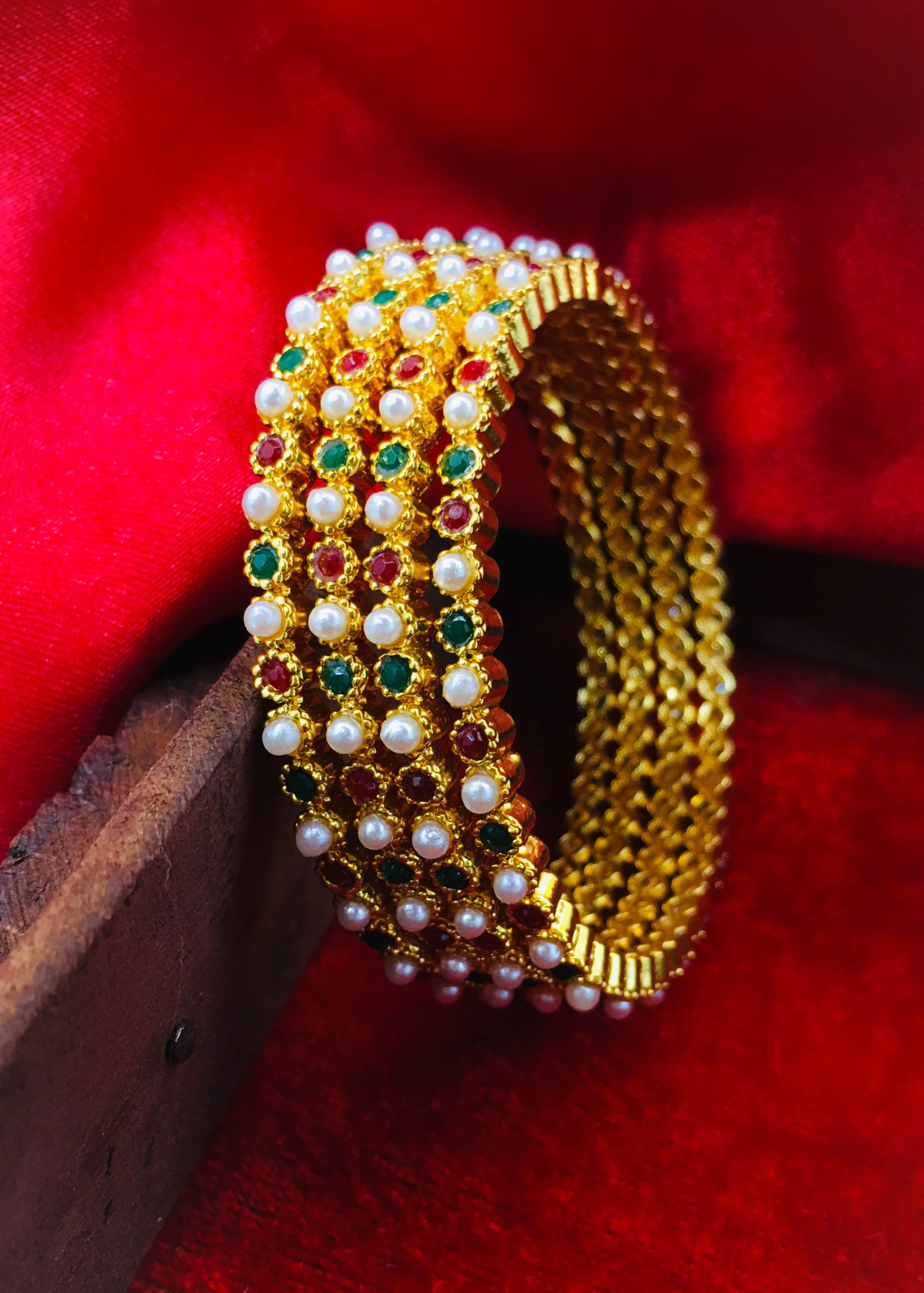 PEARL BEADS WITH STONE BANGLES - Image 3