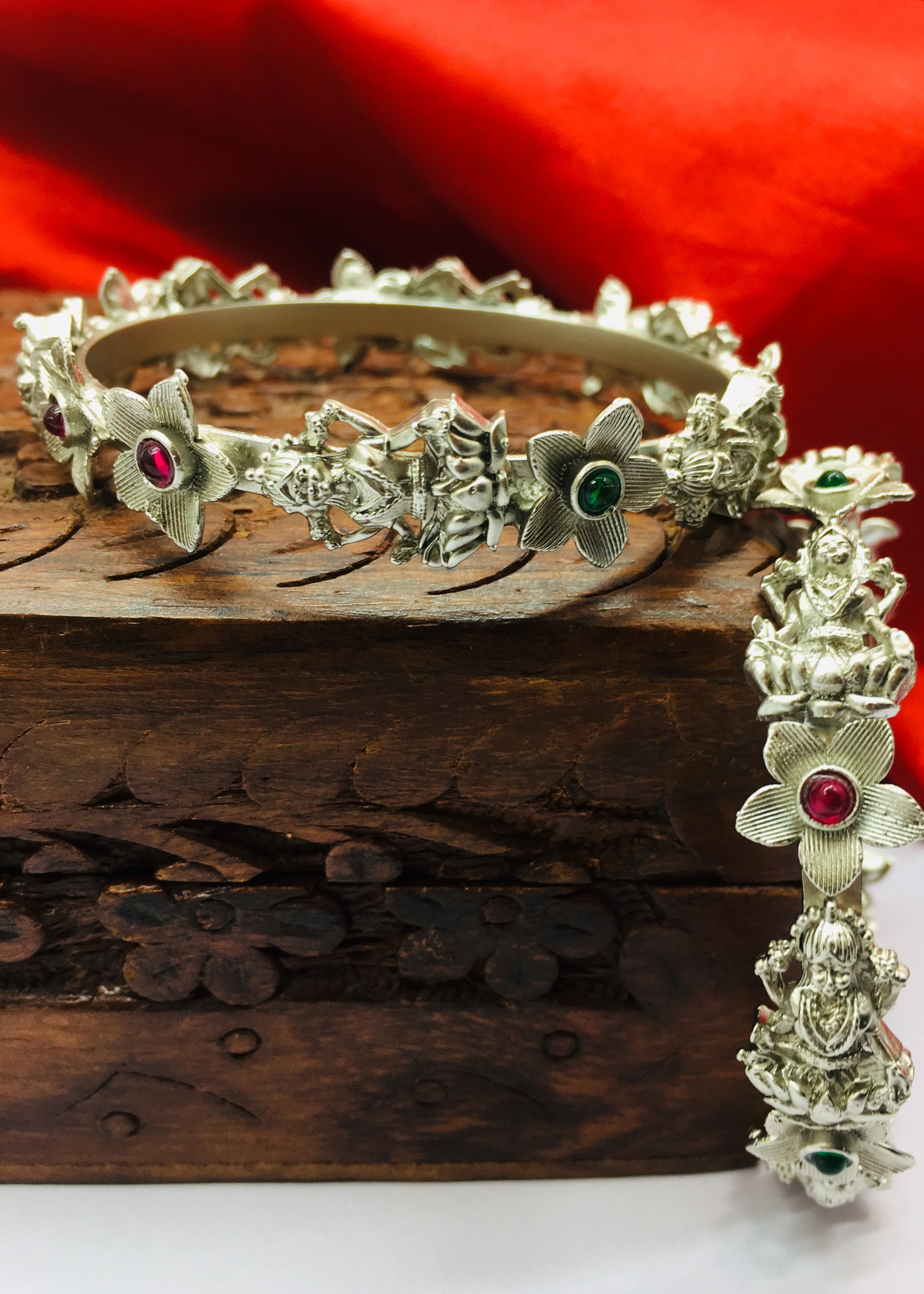 FLORAL WITH LAXMI DESIGNER BANGLES - Image 8