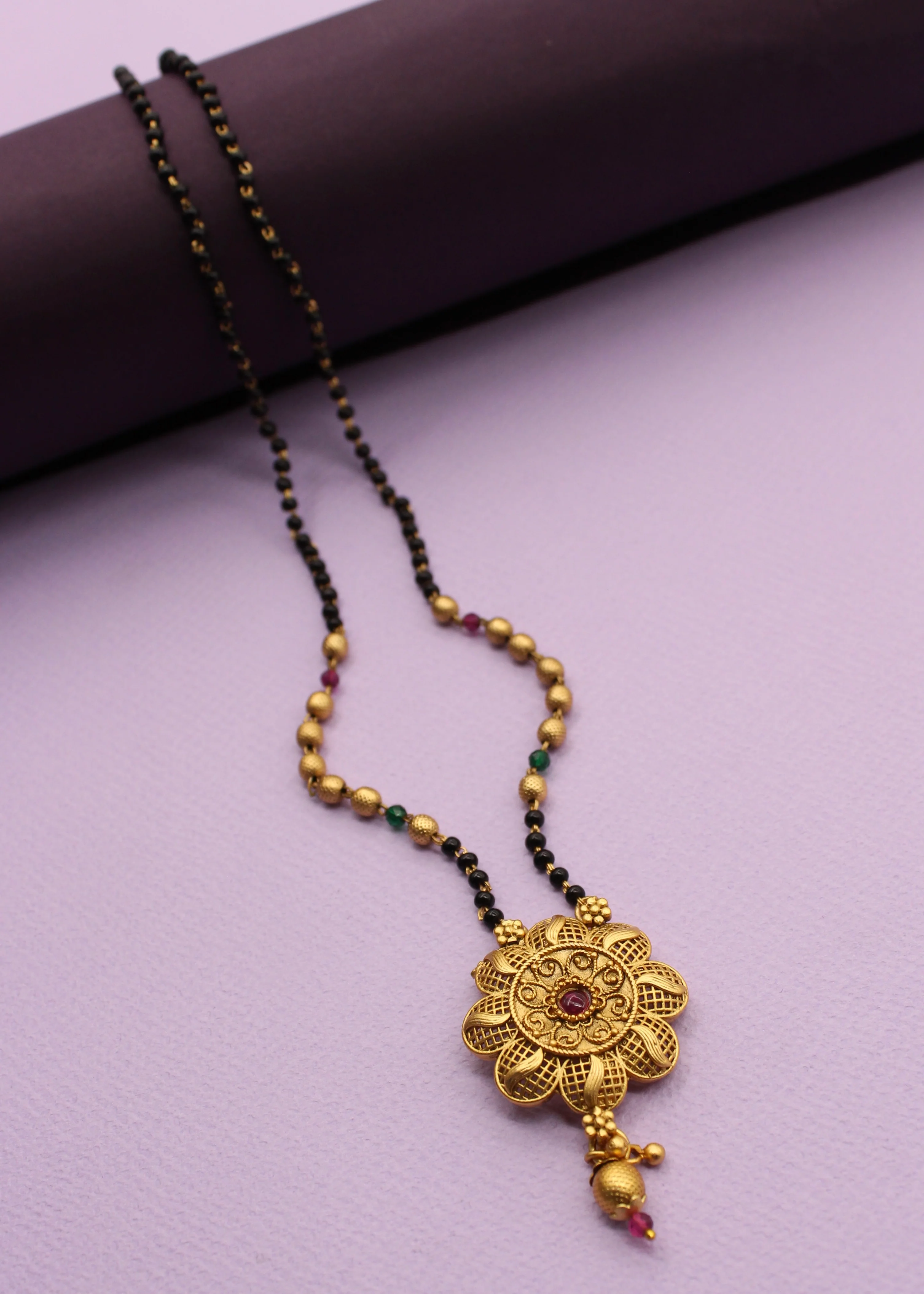 STUNNING FLOWERET AHILYA MANGALSUTRA - Image 3