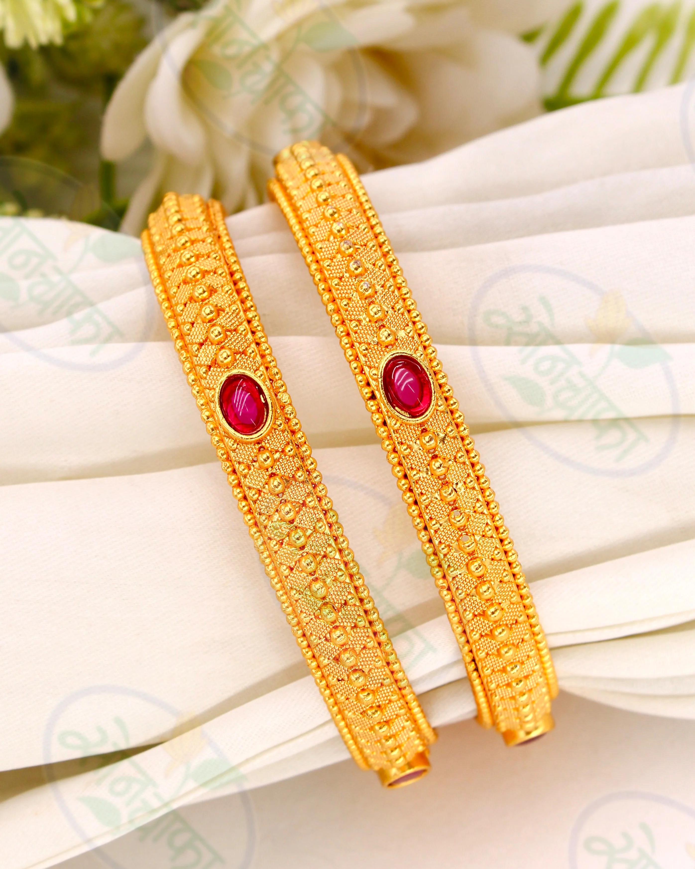 KEMP STONE 2 PC BANGLES