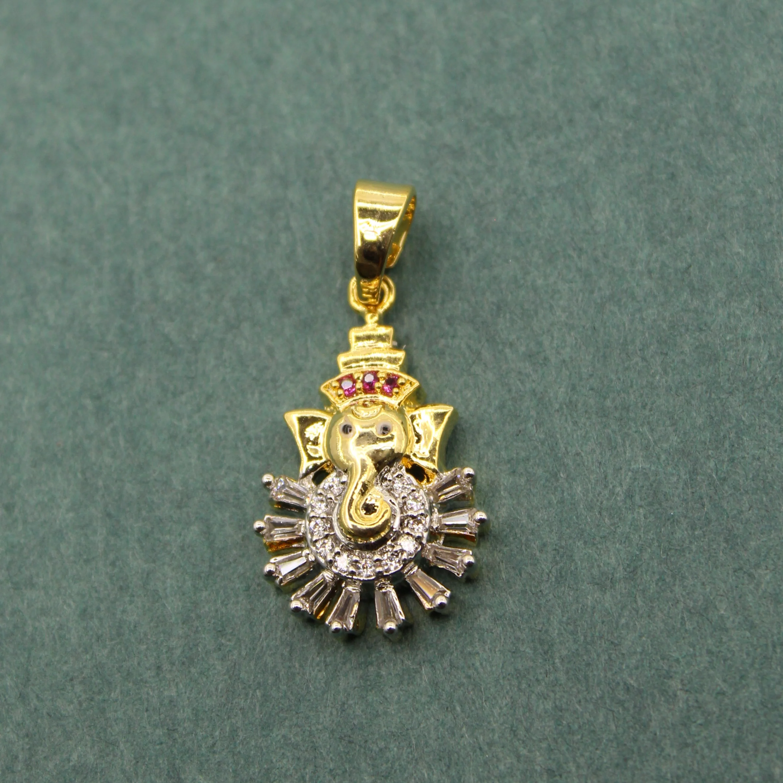 SMALL GANPATI PENDANT - Image 7