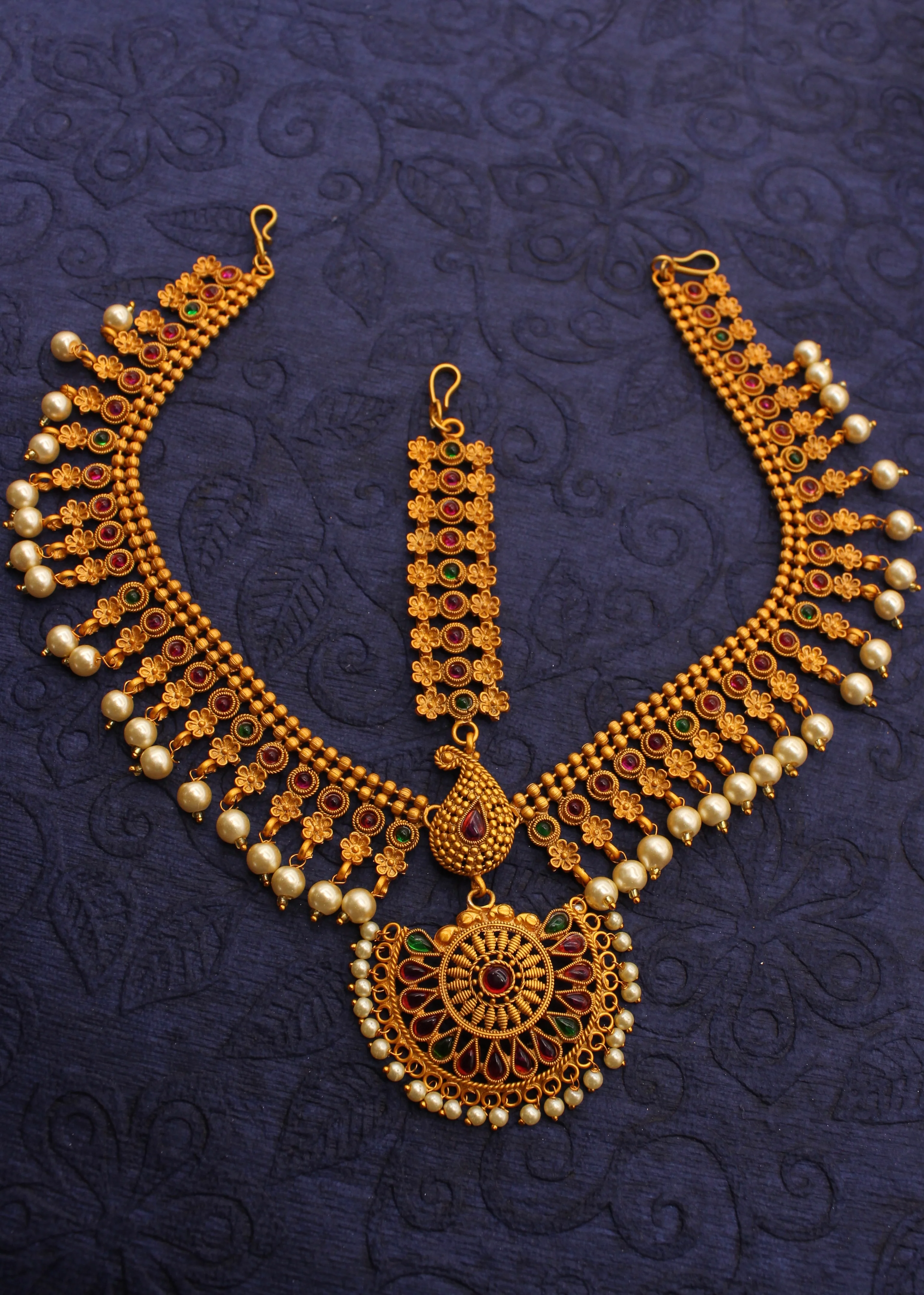 BEAUTIFUL AMRAPALI BINDI - Image 3