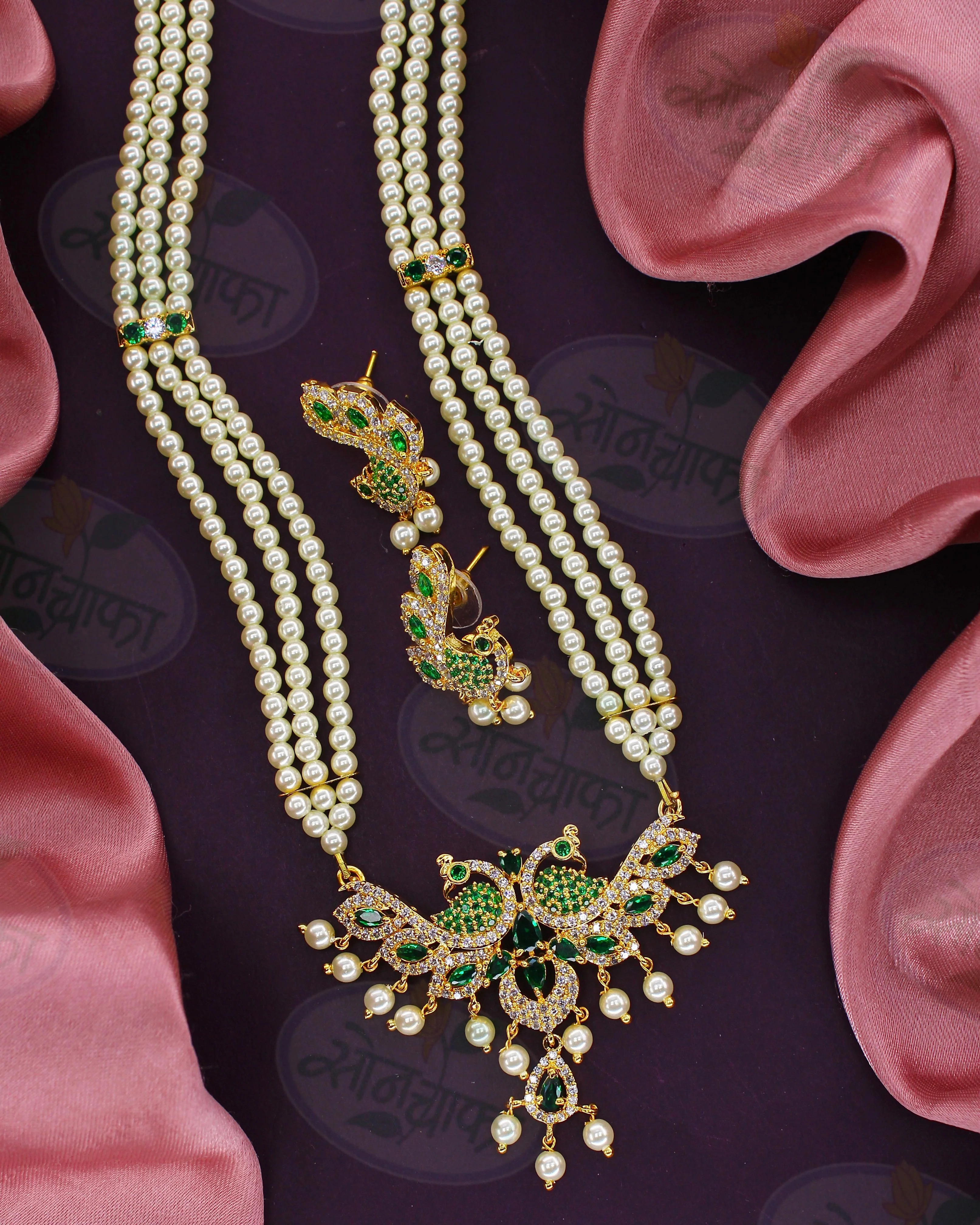 ELEGANT PEARL & DIAMOND NECKLACE - Image 6