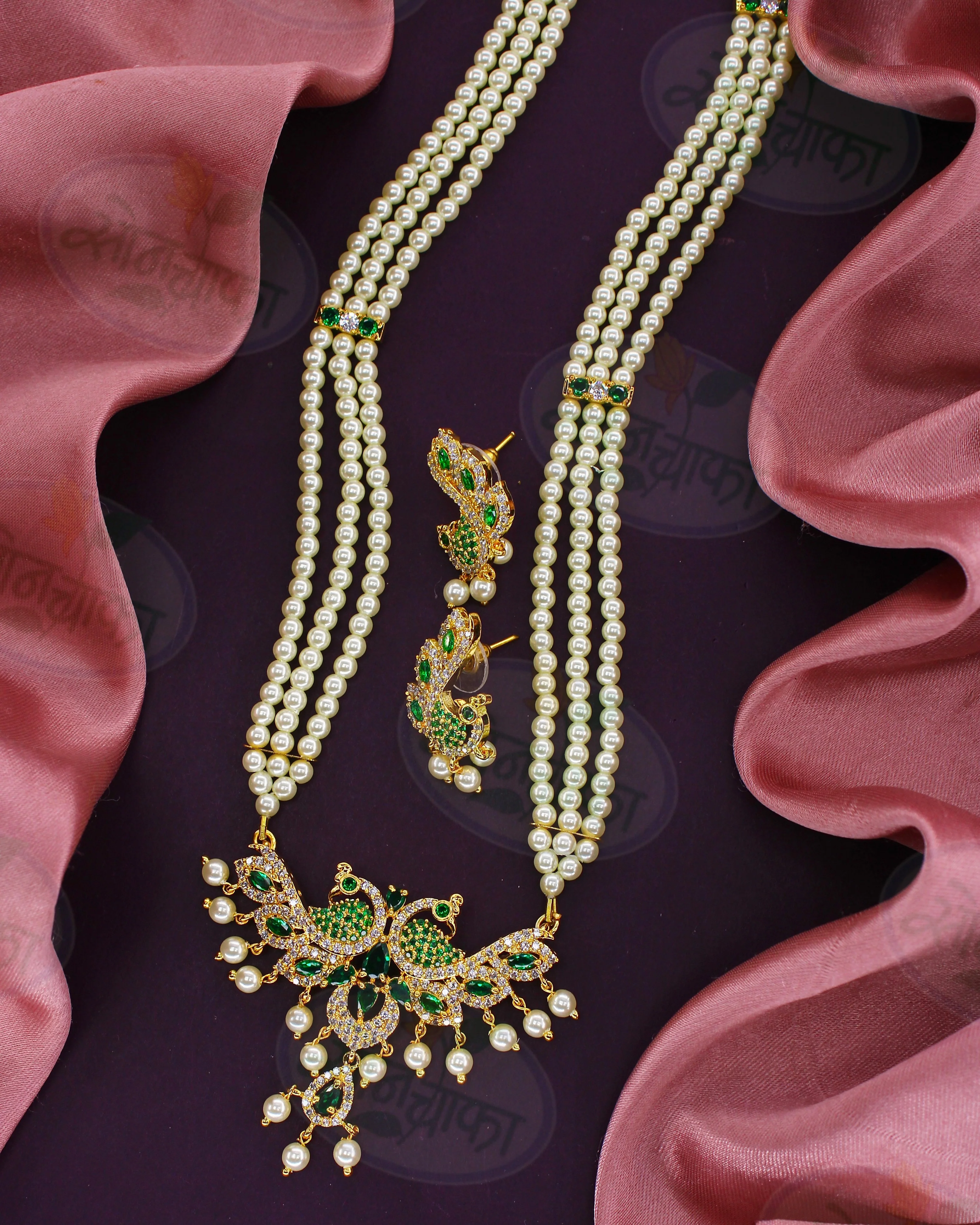 ELEGANT PEARL & DIAMOND NECKLACE - Image 7