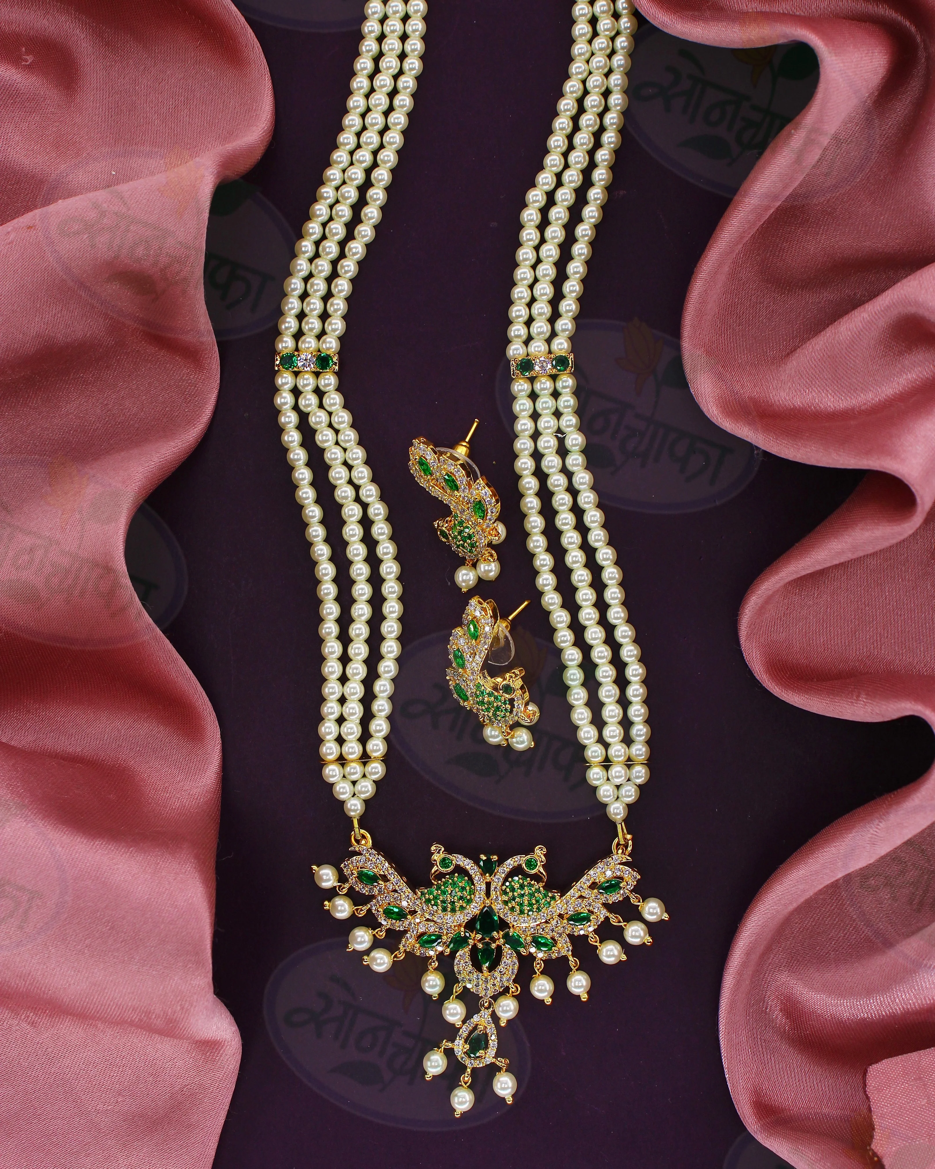 ELEGANT PEARL & DIAMOND NECKLACE - Image 8
