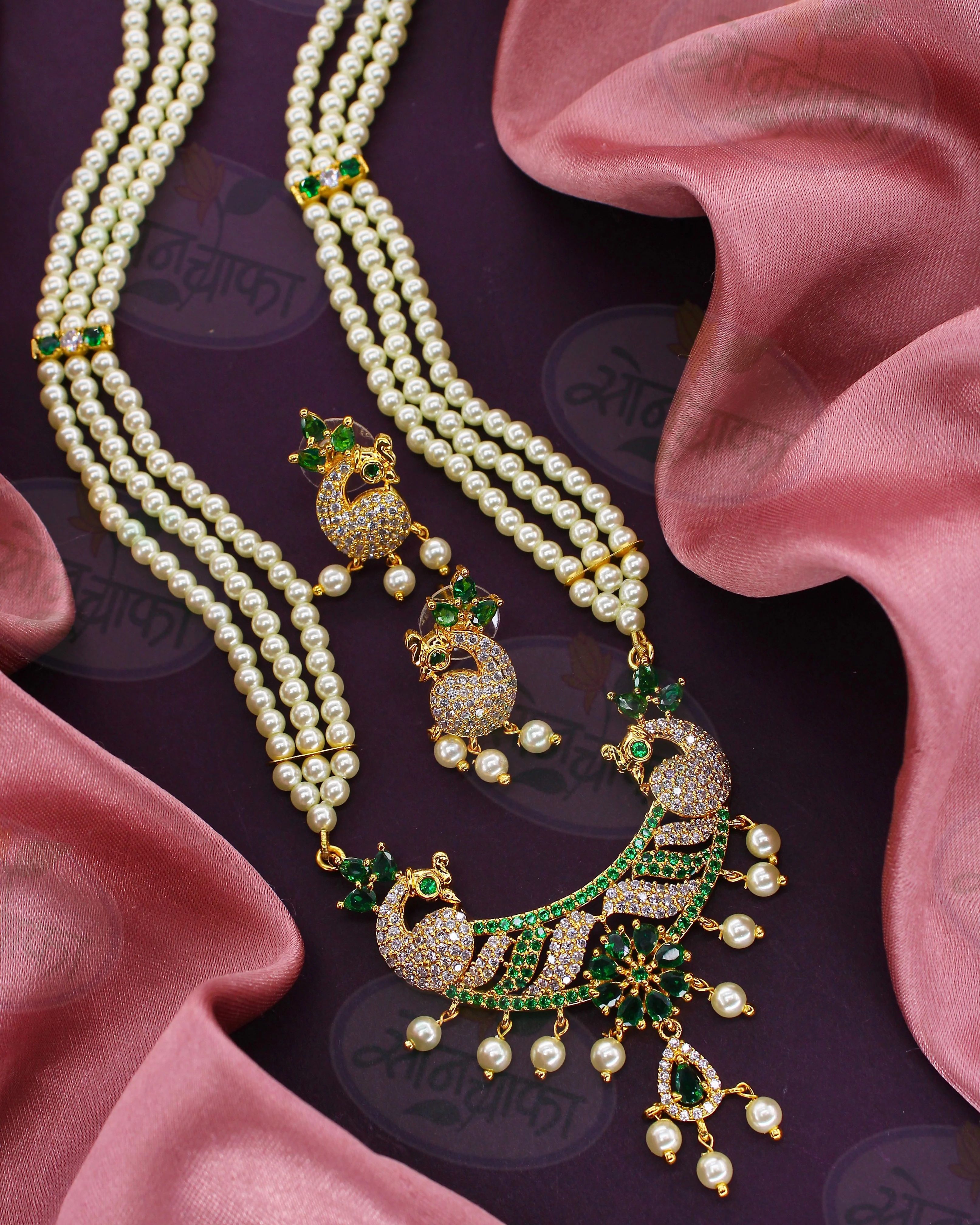 SLEEK GLAMOUR PEARL NECKLACE - Image 7