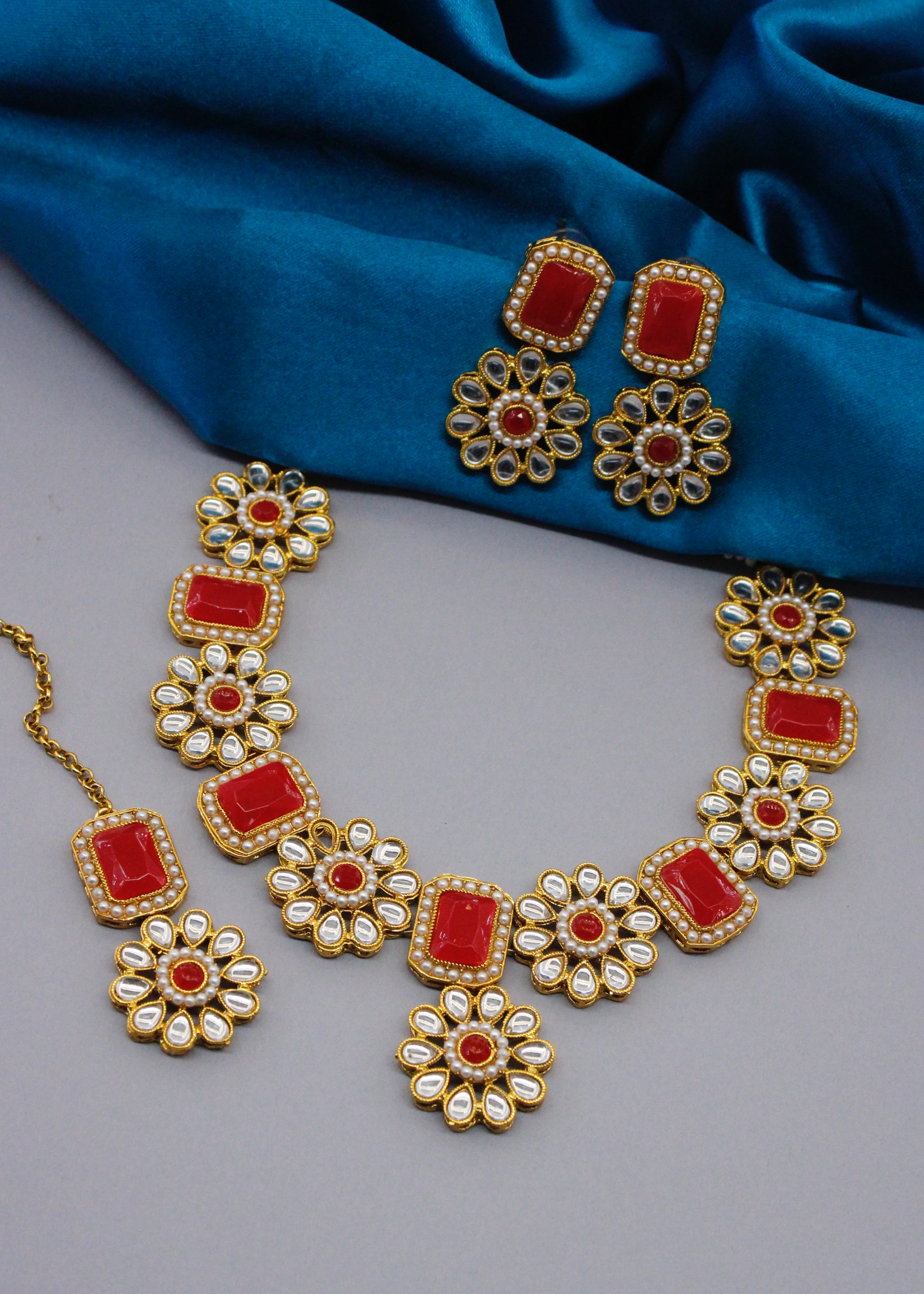 FLORAL DESIGNER NECKLACE - Image 7