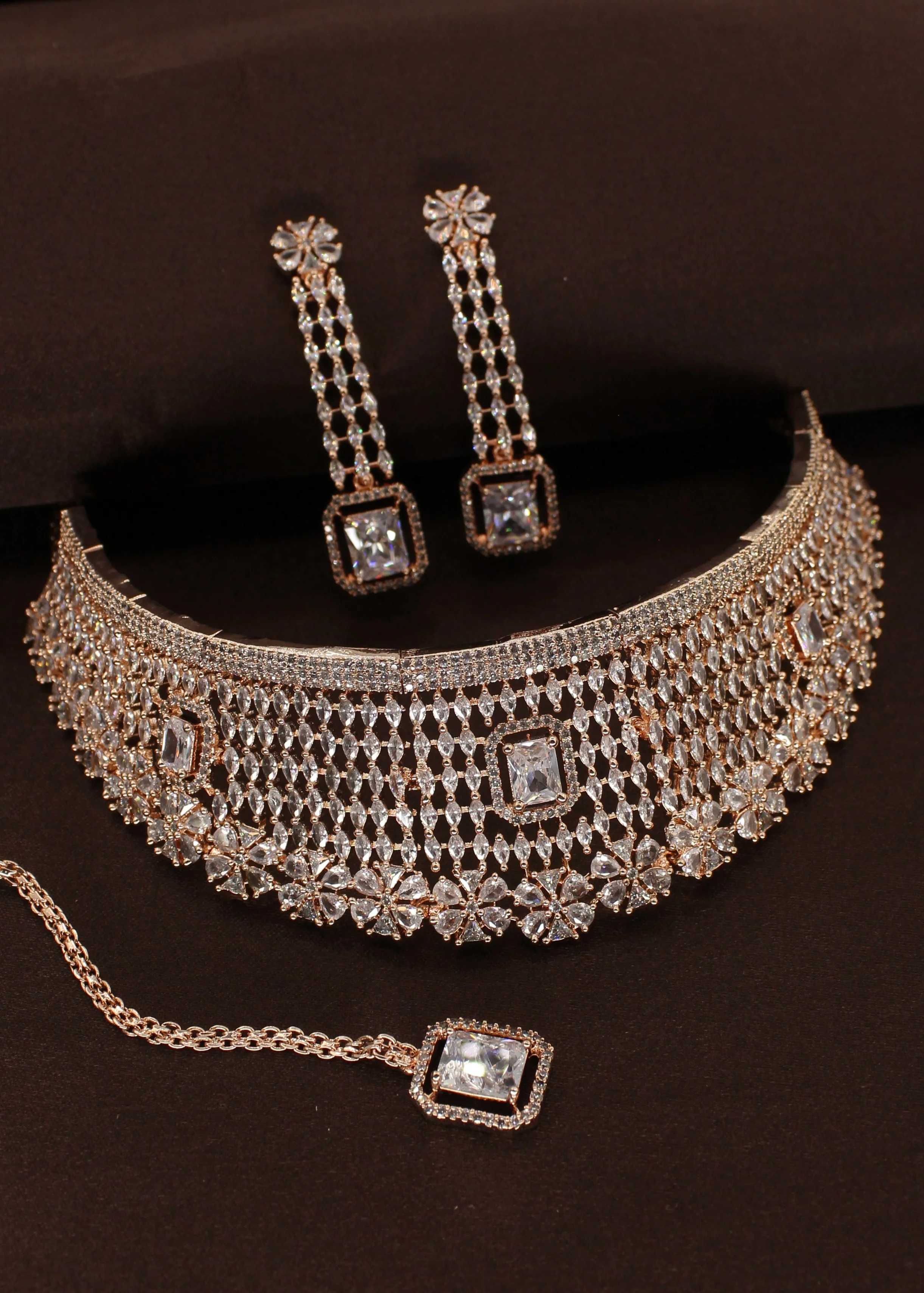 MASSIVE DIA BRIDAL NECKLACE - Image 5