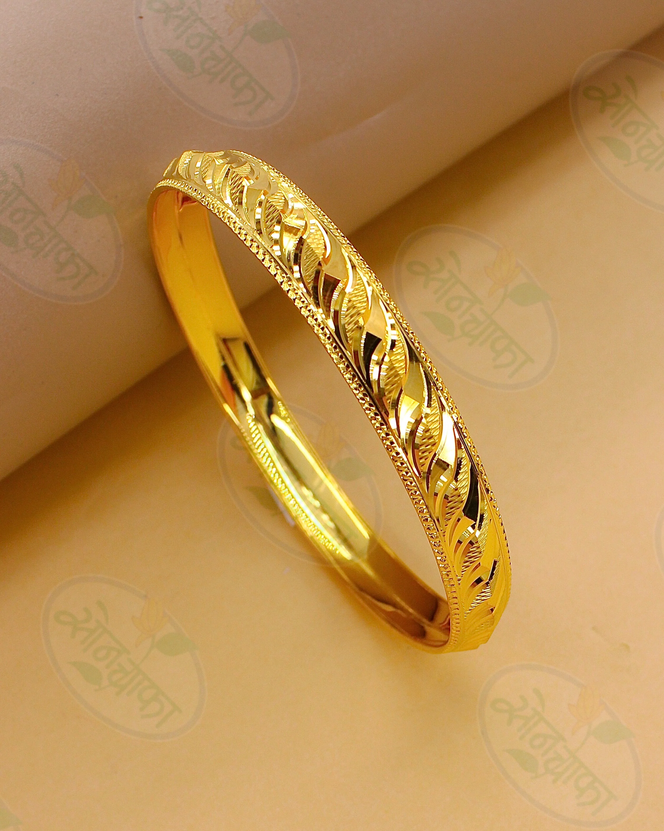 SLEEK TEXTURED MEN'S KADA - Image 2