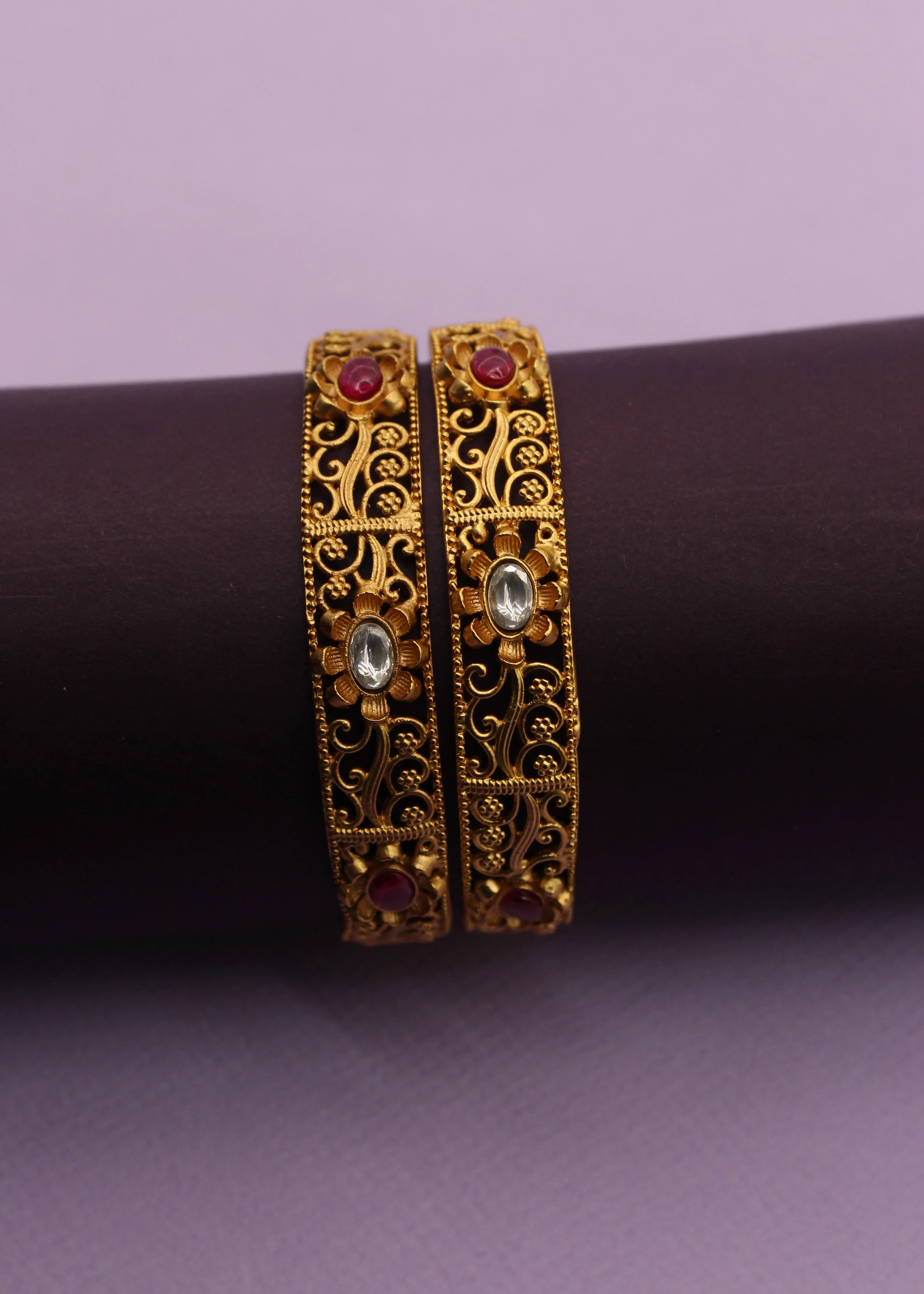 ATTRACTIVE DESIGNER BANGLES - Image 2