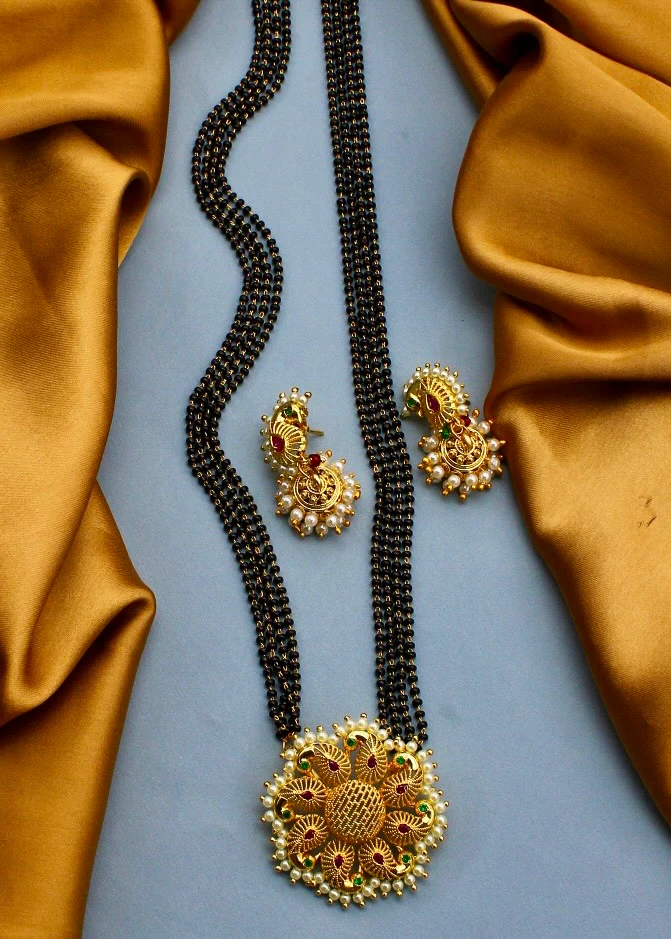 UNIQUE DESIGNER PENDANT MANGALSUTRA - Image 3