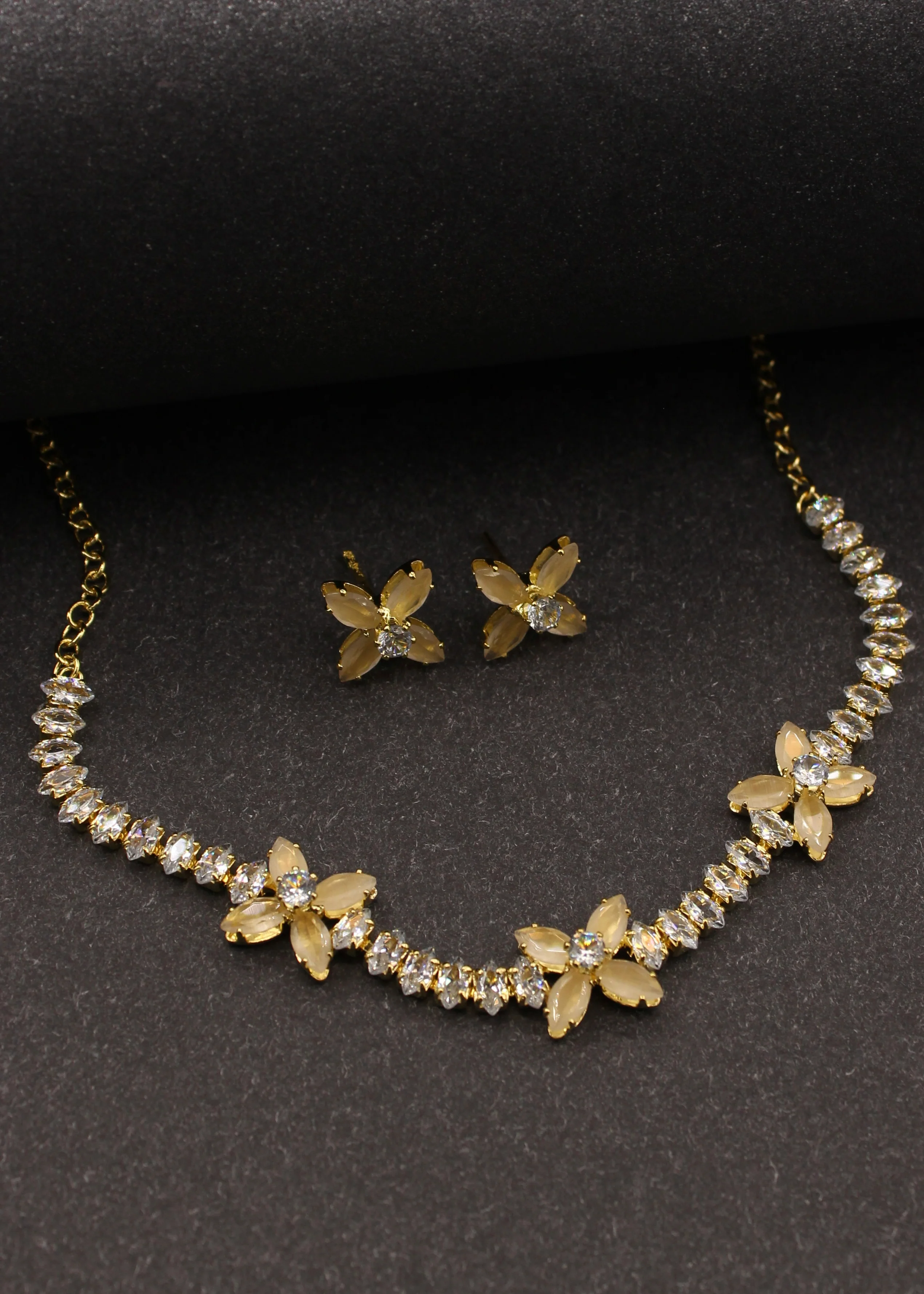 FANCY DIA NECKLACE - Image 12