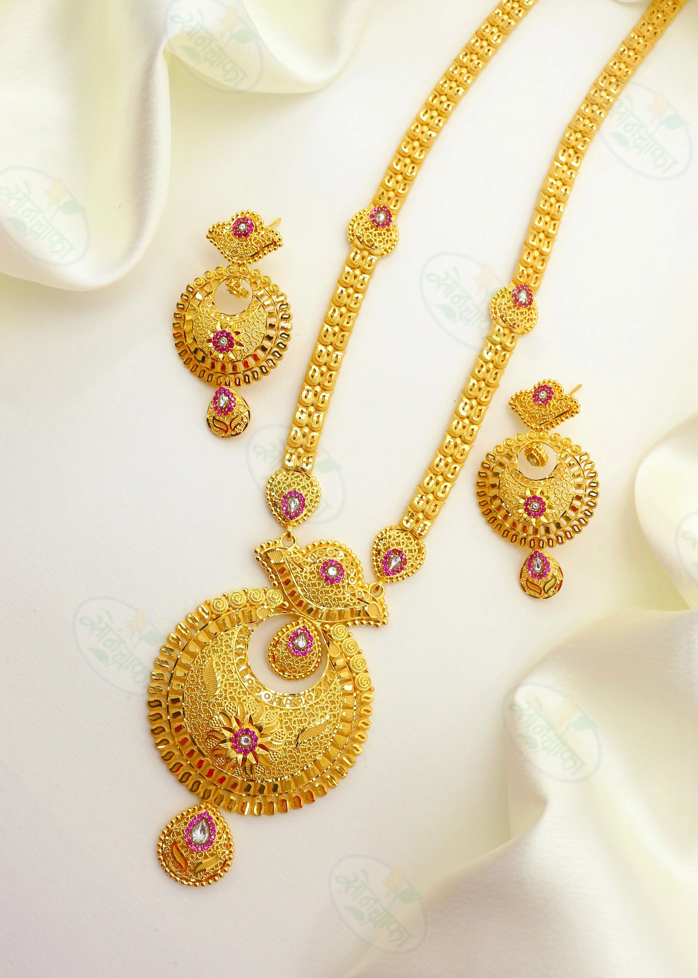 BRIDAL GOLDEN NECKLACE - Image 3
