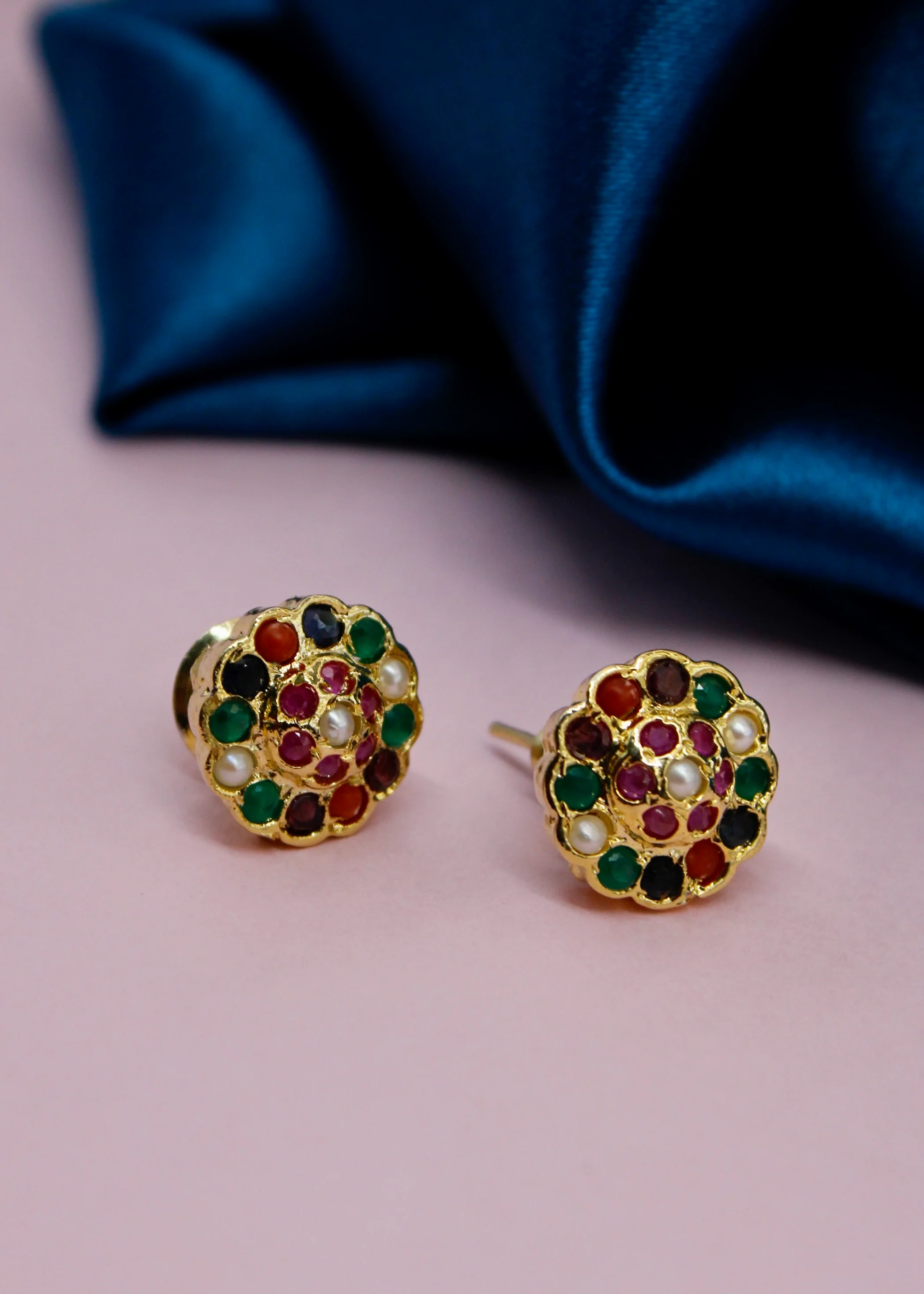 ELEGANT NAVRATAN STUDS - Image 4