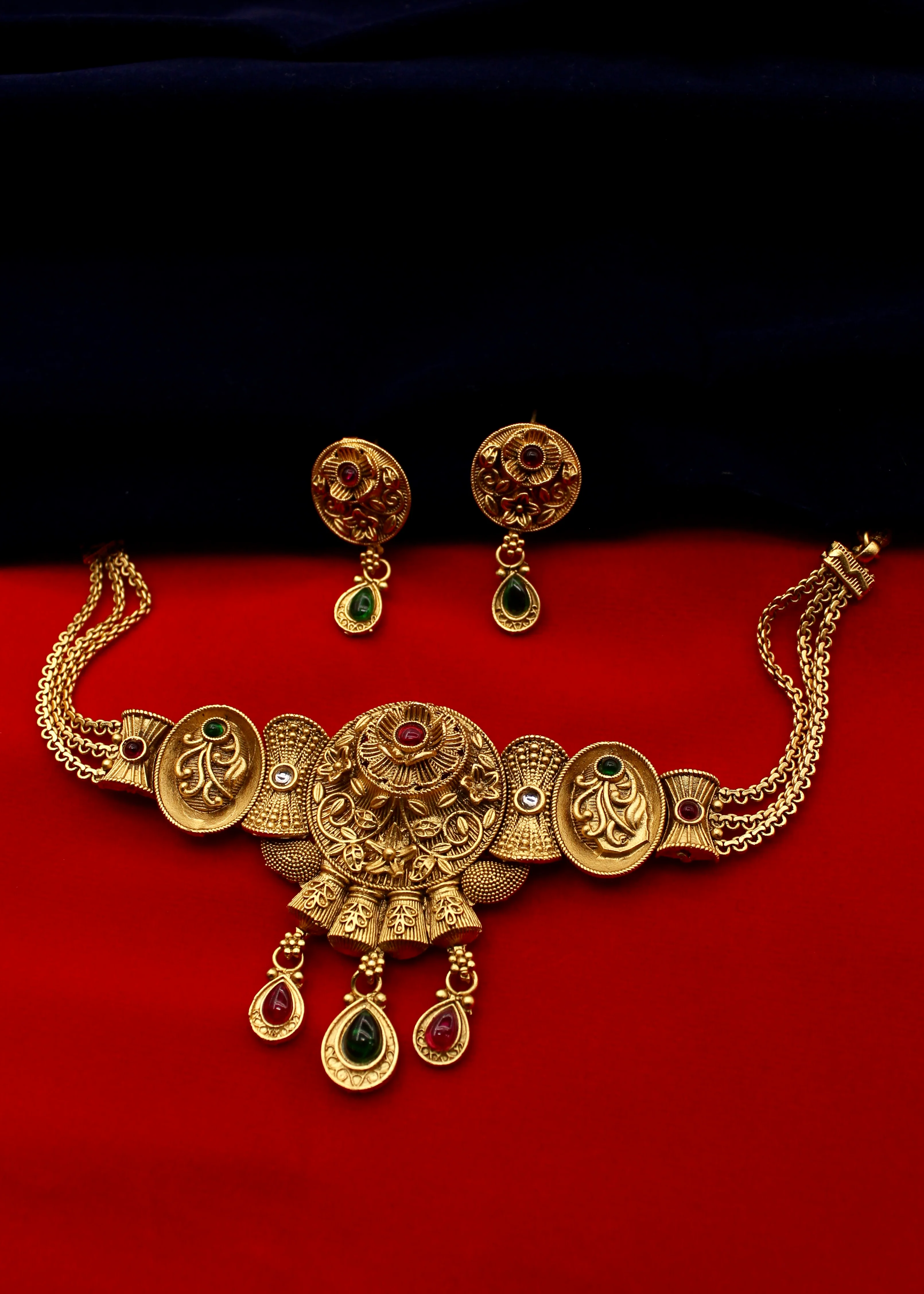 DAINTY FLORET AHILYA CHOKER - Image 2