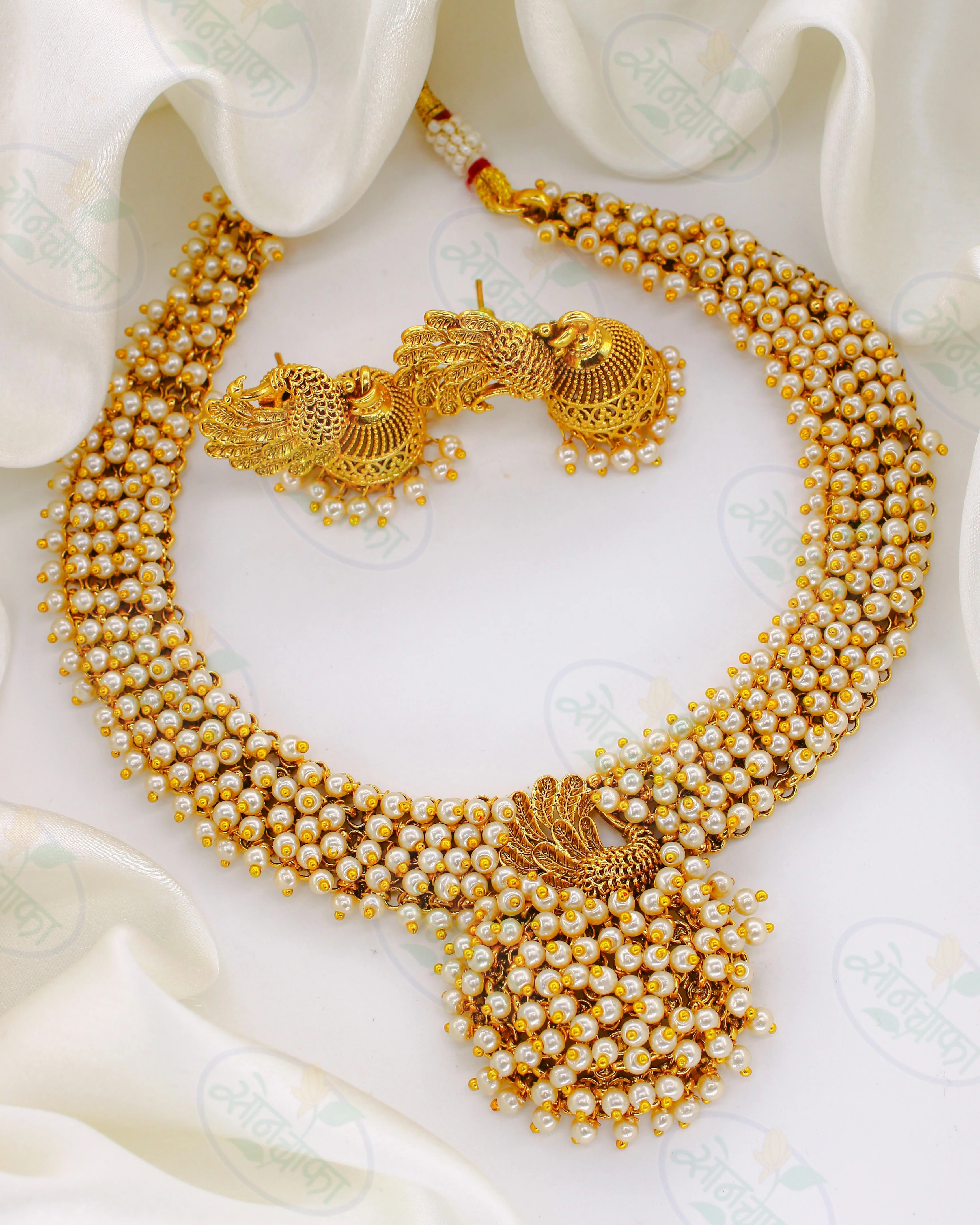 FANCY PEACOCK NECKLACE