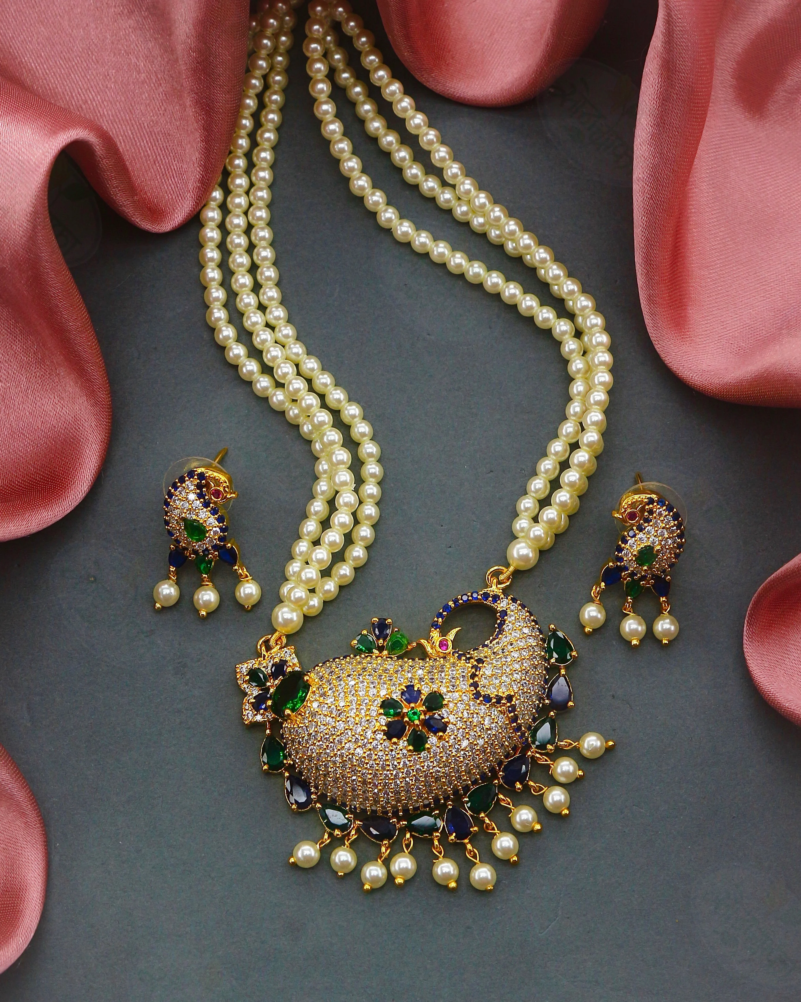 EXQUISITE PEACOCK MOTI NECKLACE - Image 2