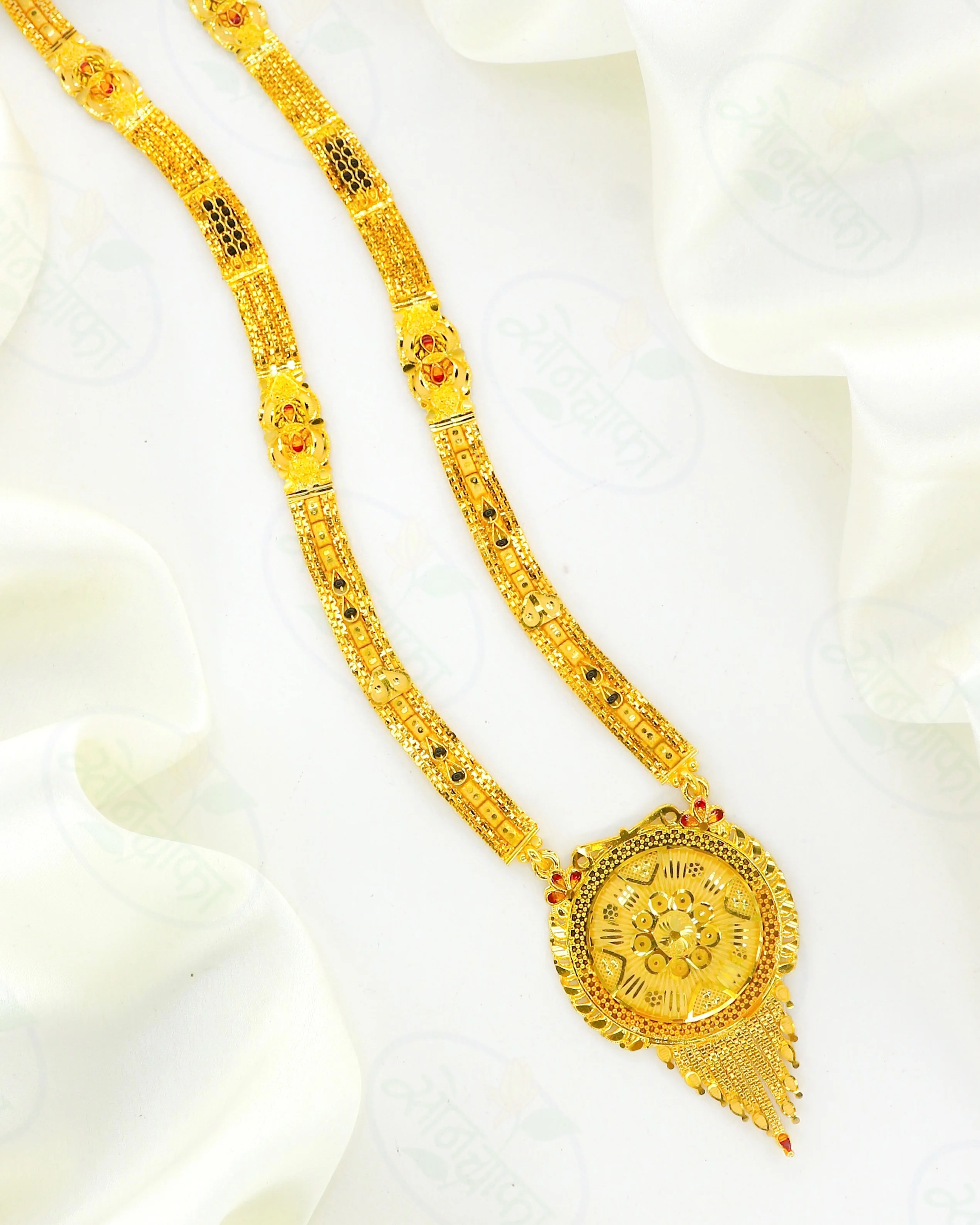 ENTICING GOLDEN PATTI MANGALSUTRA - Image 2