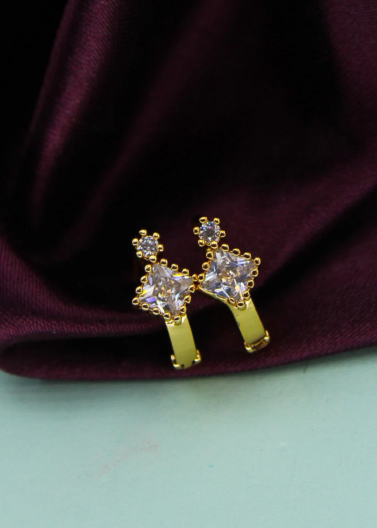 SMALL DIA STUDS - Image 3
