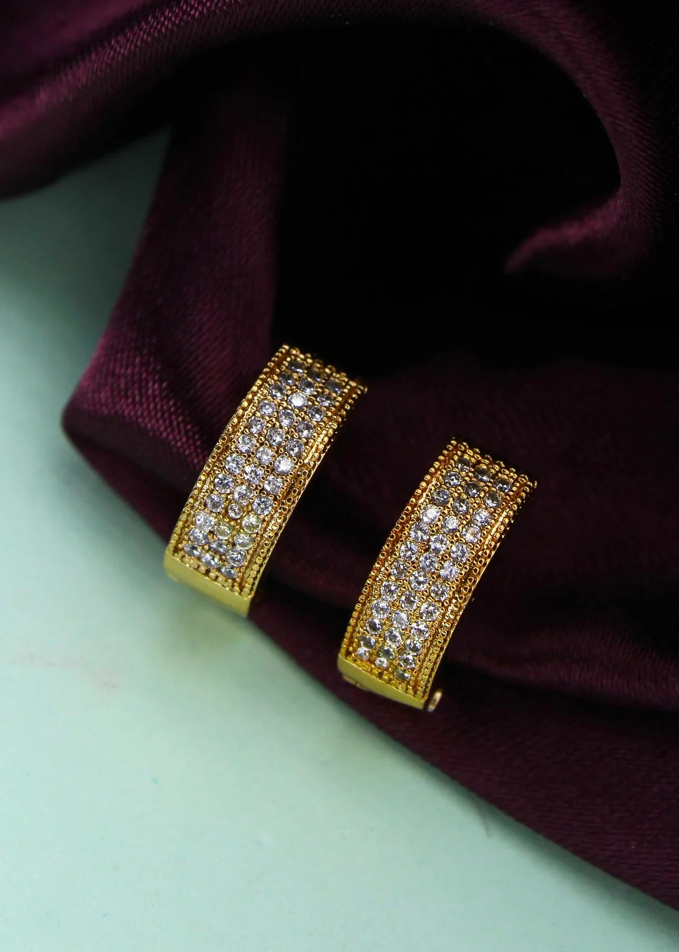 STONE DESIGN EAR-STUDS - Image 2