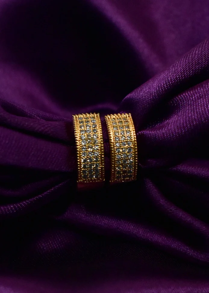 STONE DESIGN EAR-STUDS - Image 4