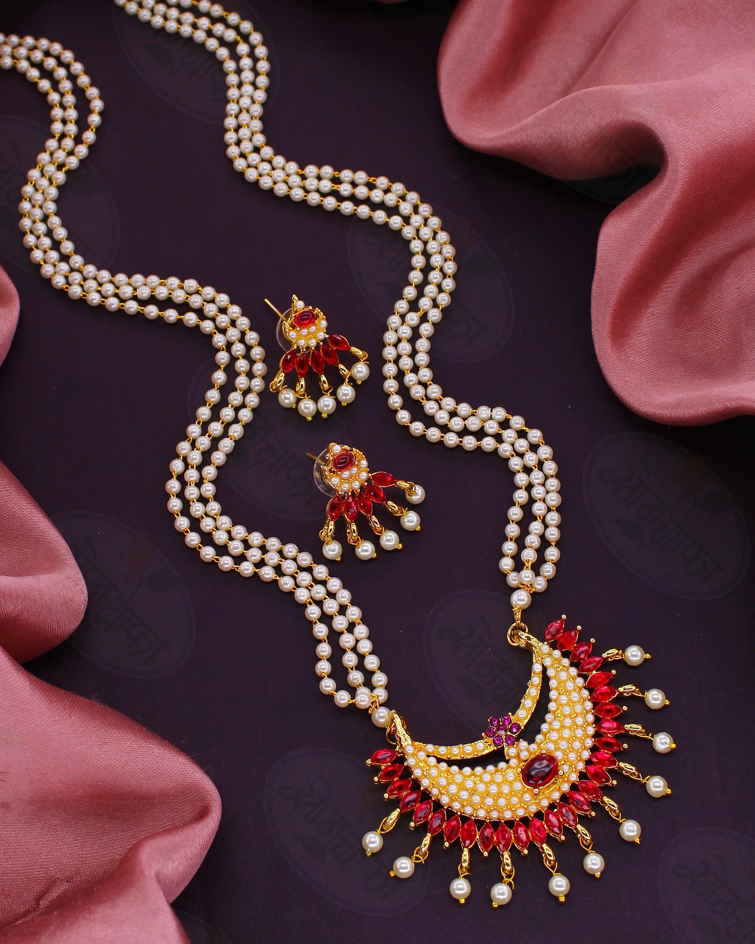 UNIQUELY DESIGNED PEARL NECKLACE - Image 2