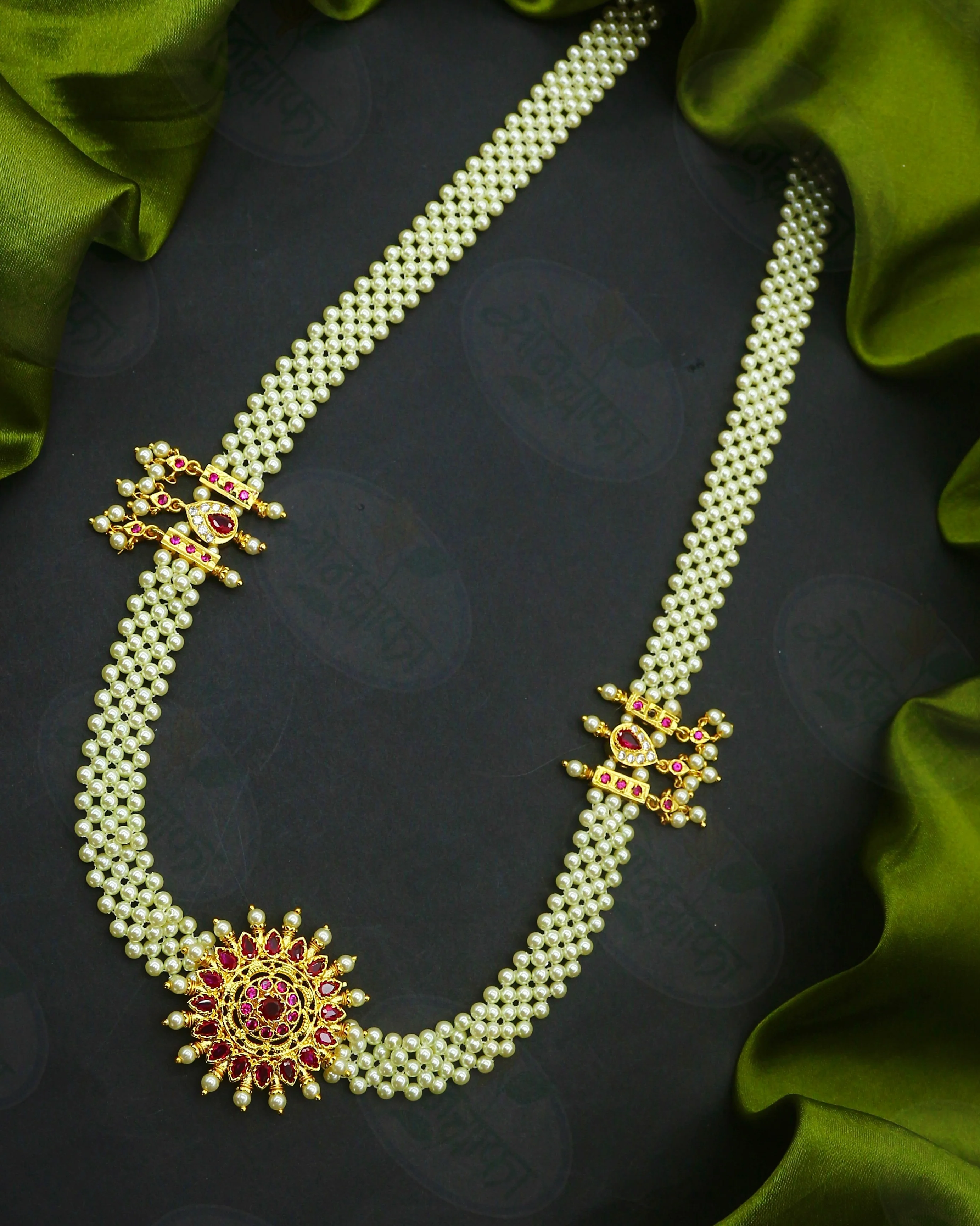 RADIANT CHARM PEARL MEKHALA - Image 3