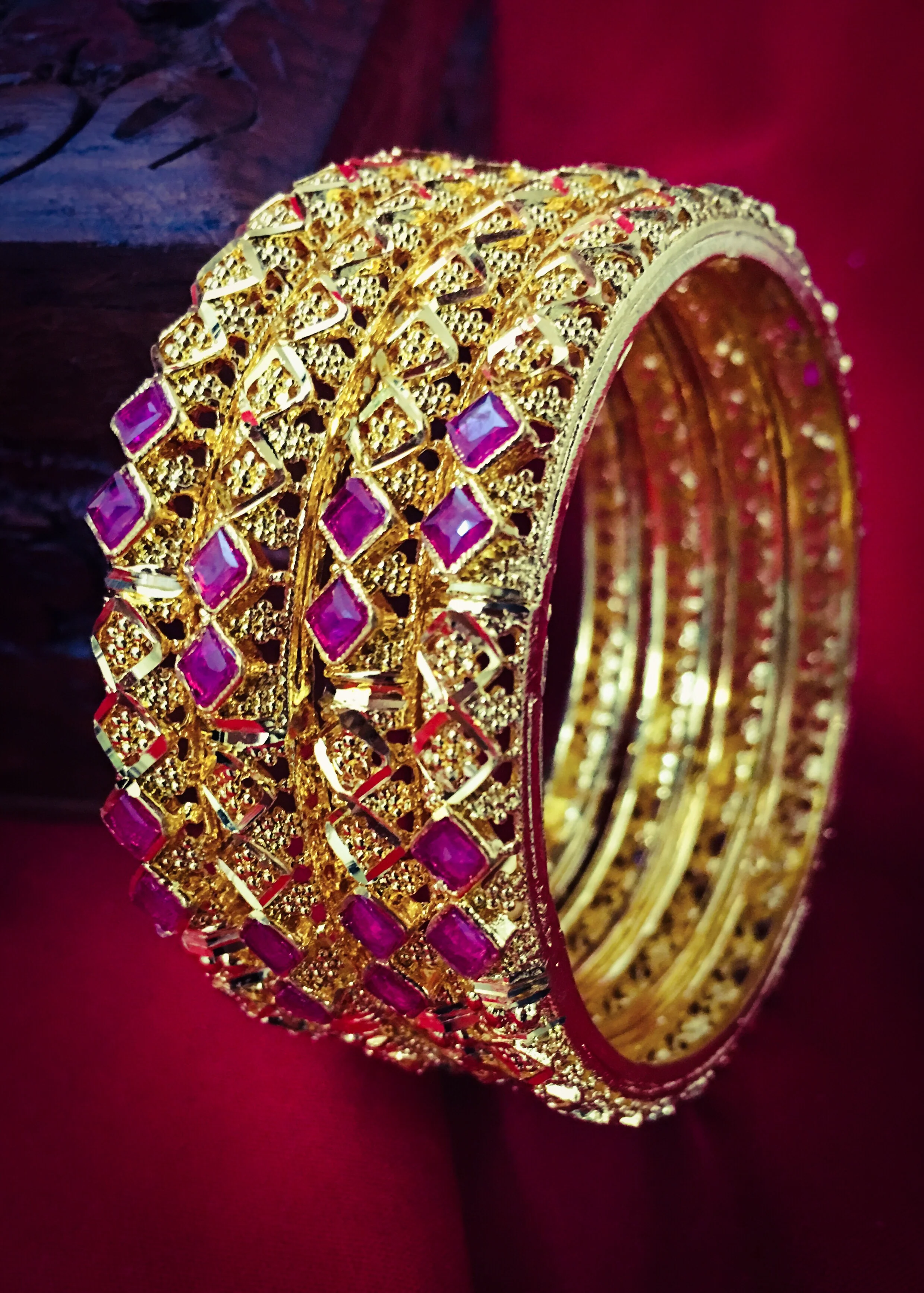 UNIQUE DESIGNER GOLD BANGLES - Image 8