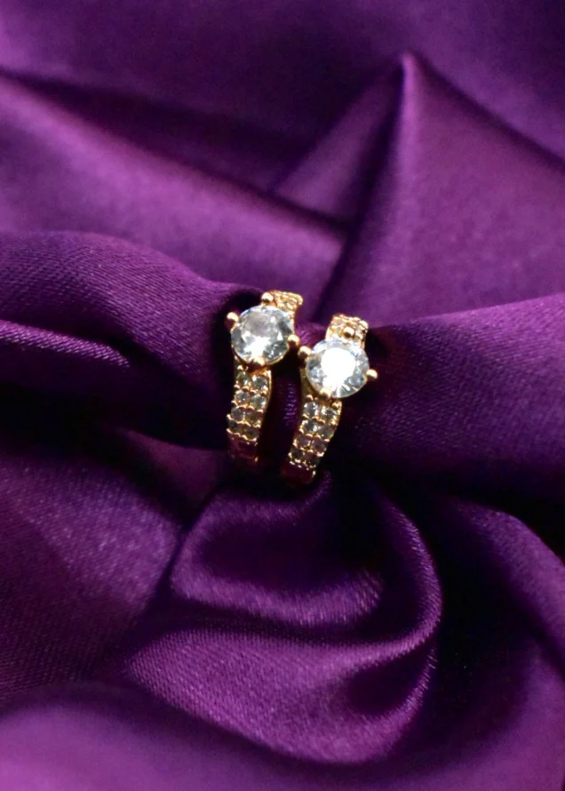 CHARMING DIA EAR STUDS - Image 5