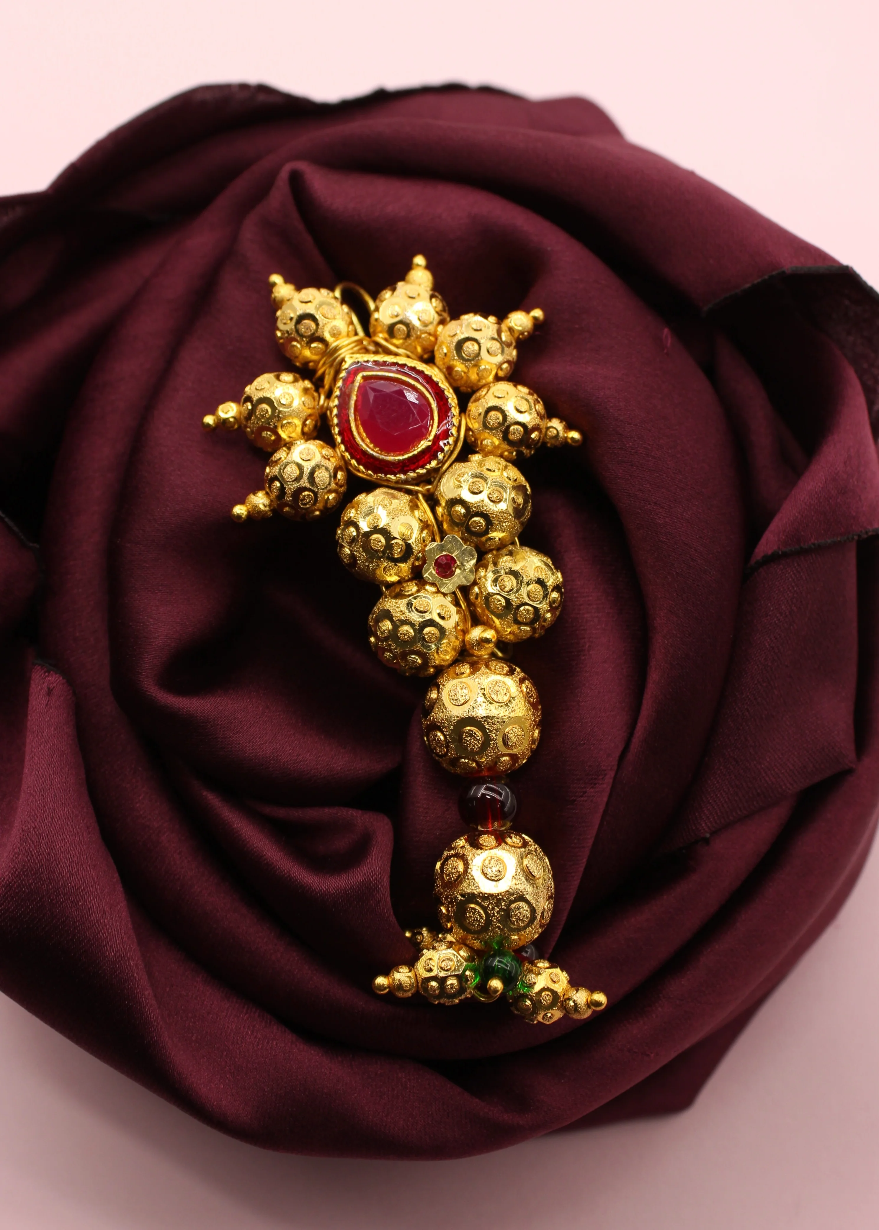 ANTIQUE SAREE BROOCH - Image 4